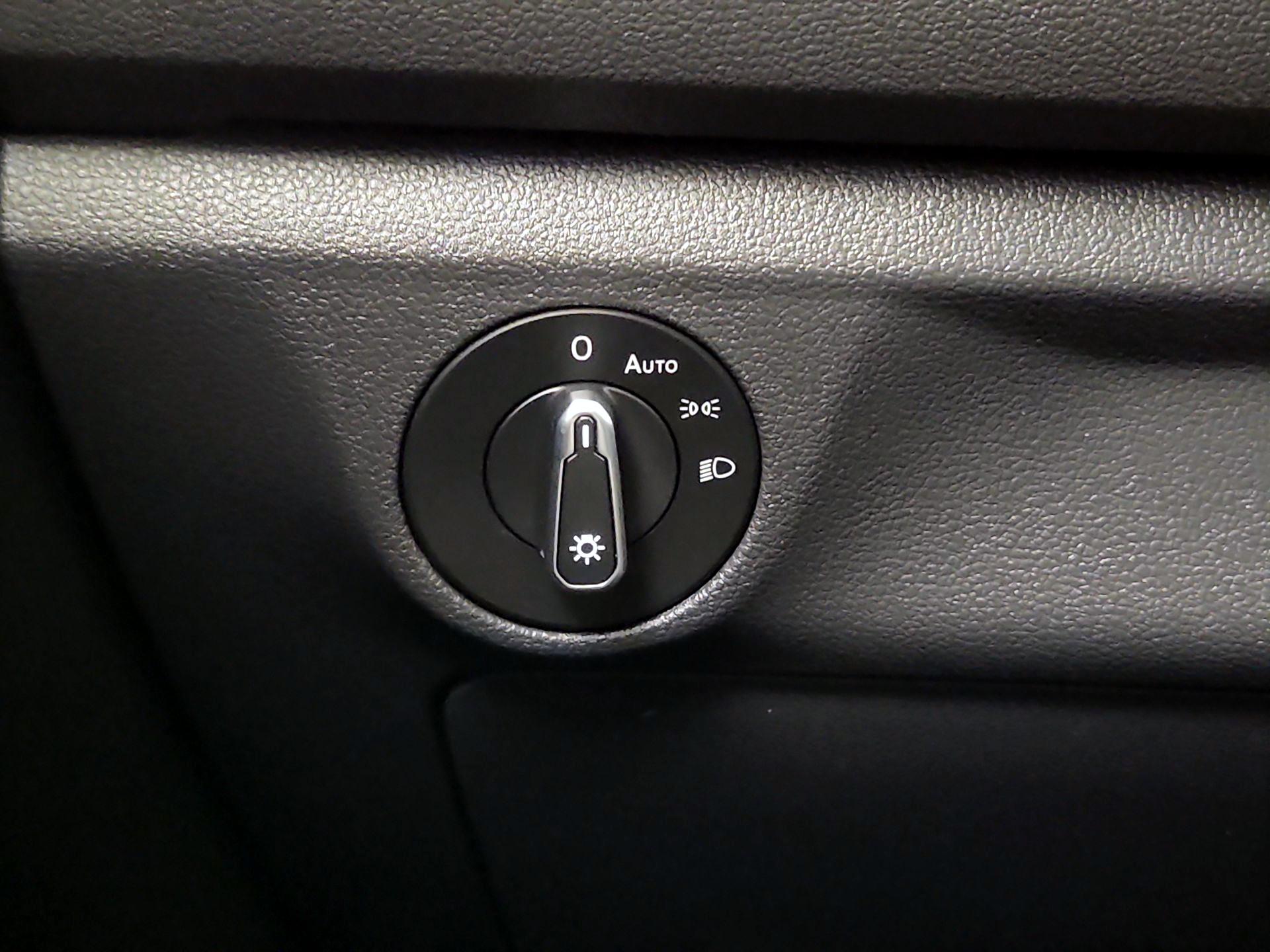 Thumbnail: 2024 Volkswagen Jetta - 13