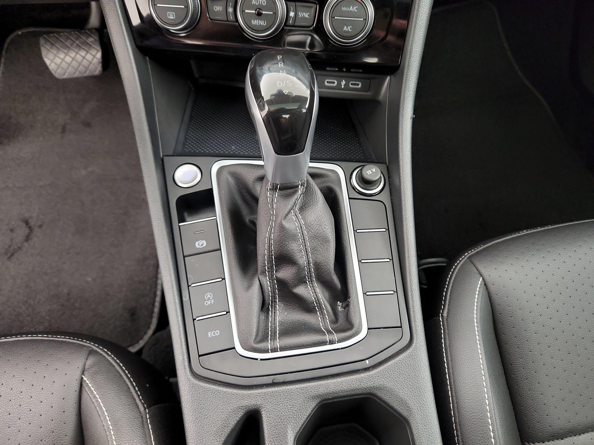 Thumbnail: 2024 Volkswagen Jetta - 17