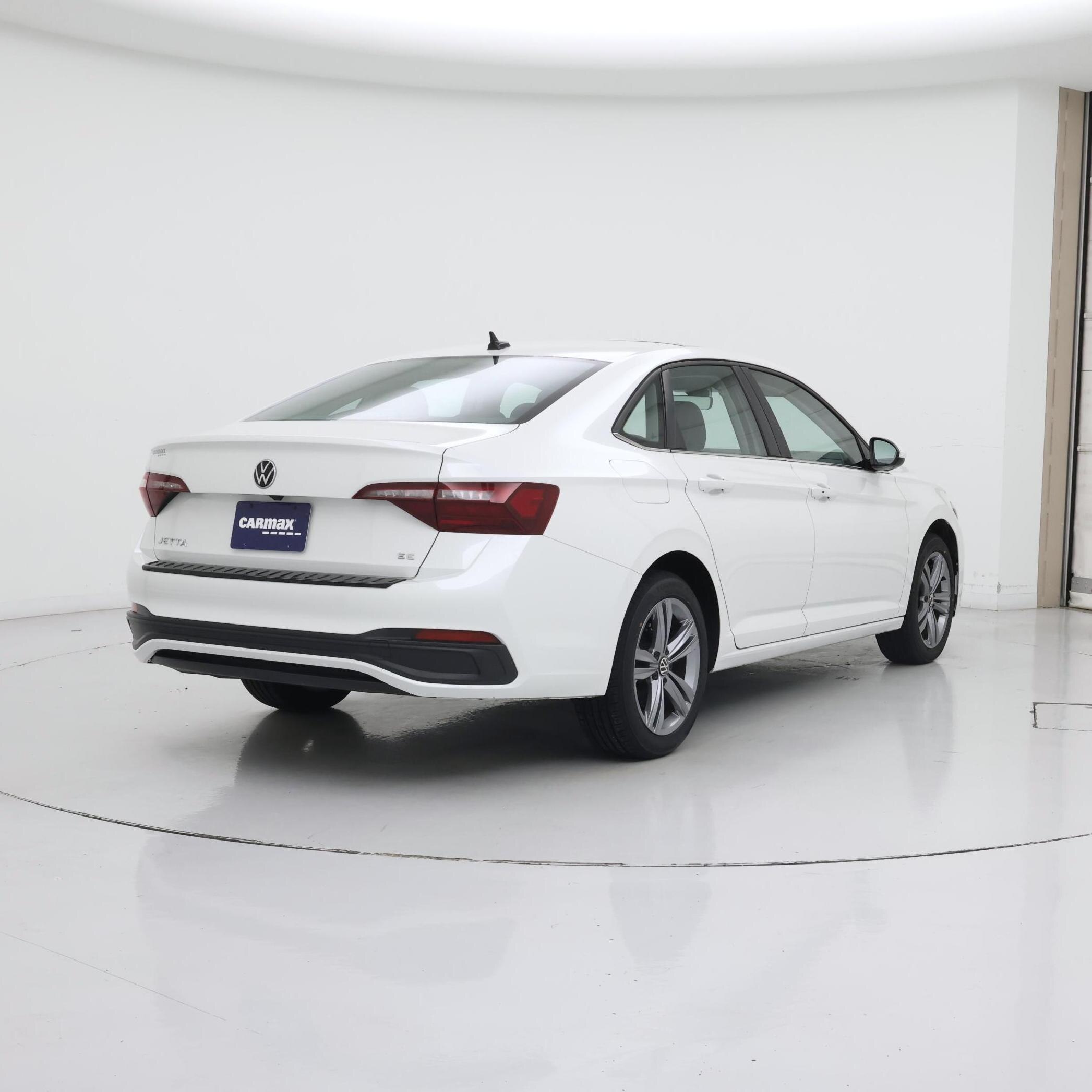 Thumbnail: 2024 Volkswagen Jetta - 8