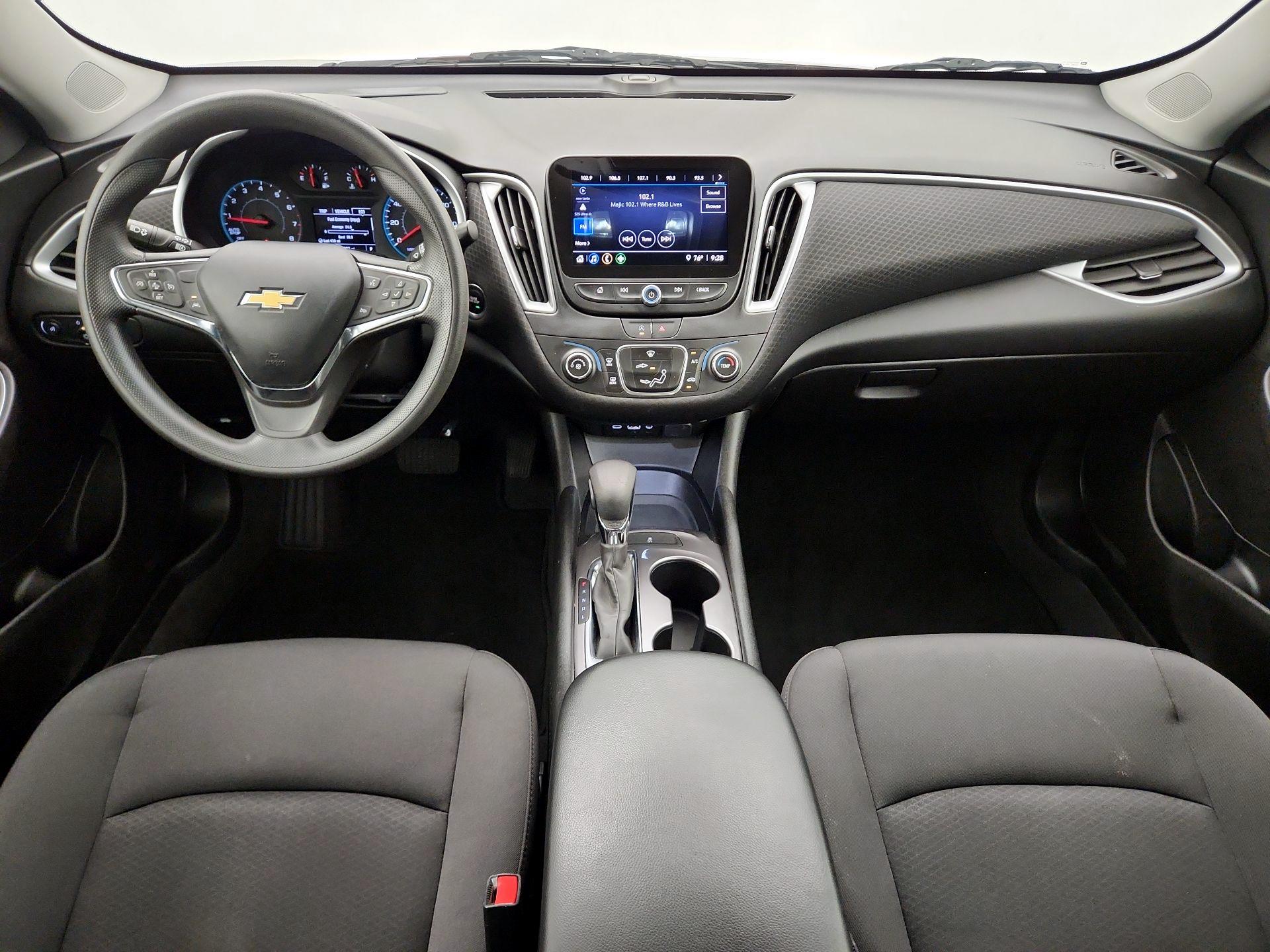 Thumbnail: 2023 Chevrolet Malibu - 9