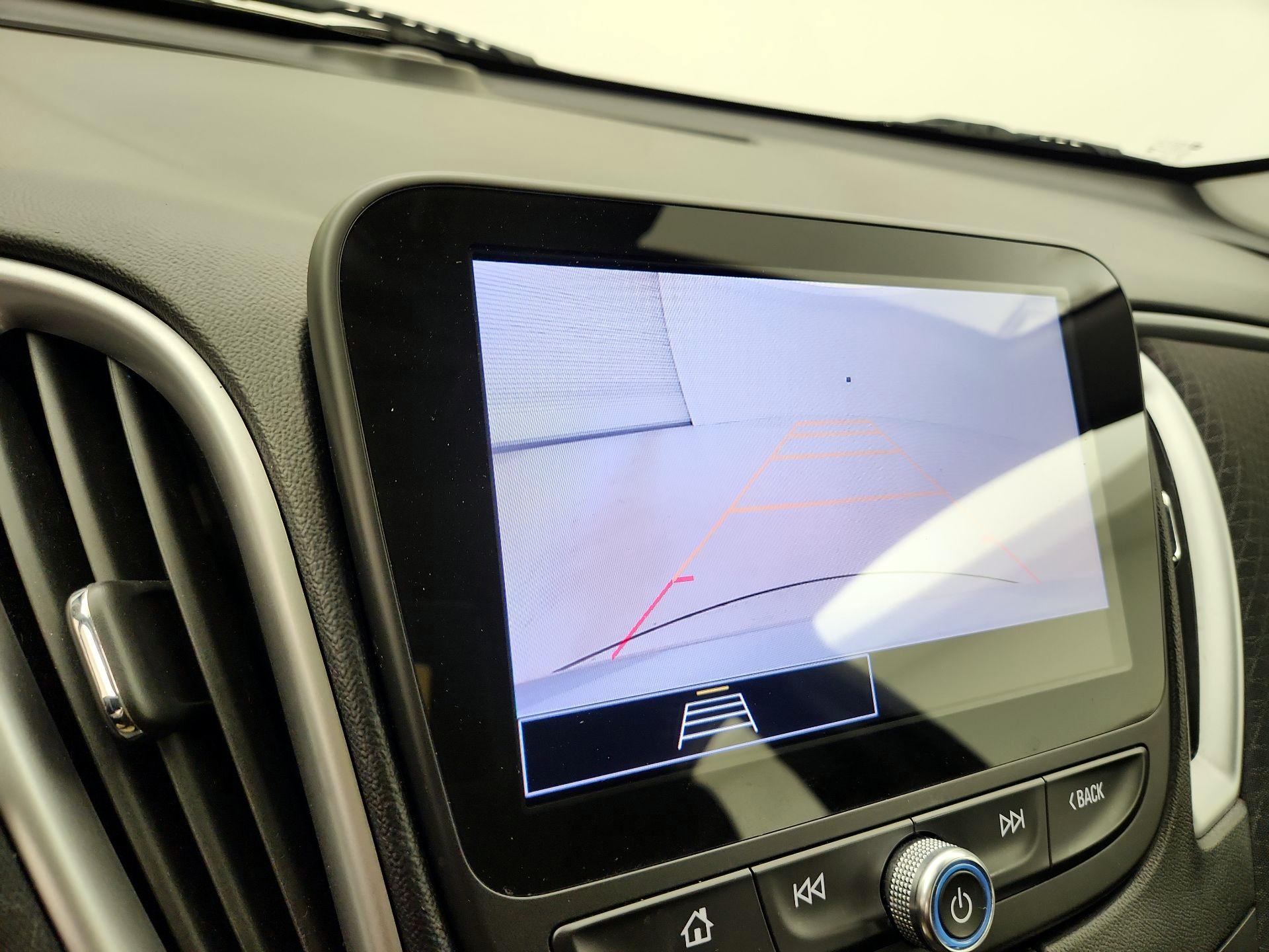 Thumbnail: 2023 Chevrolet Malibu - 14