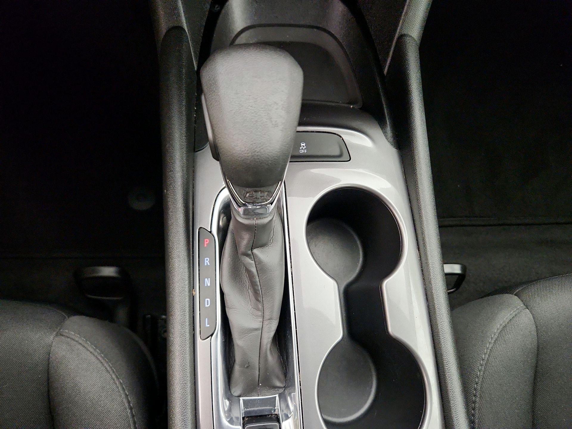 Thumbnail: 2023 Chevrolet Malibu - 17