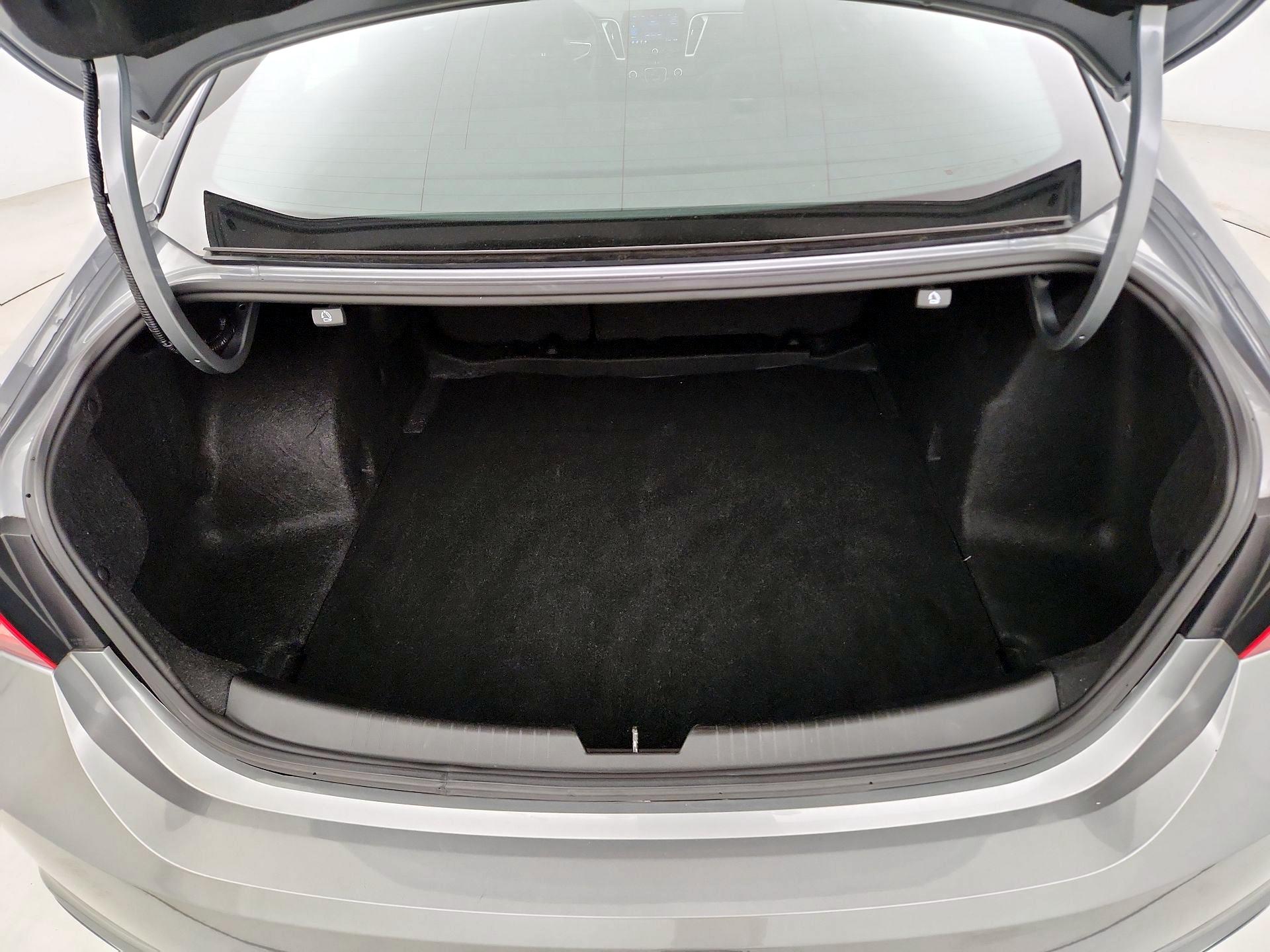 Thumbnail: 2023 Chevrolet Malibu - 20