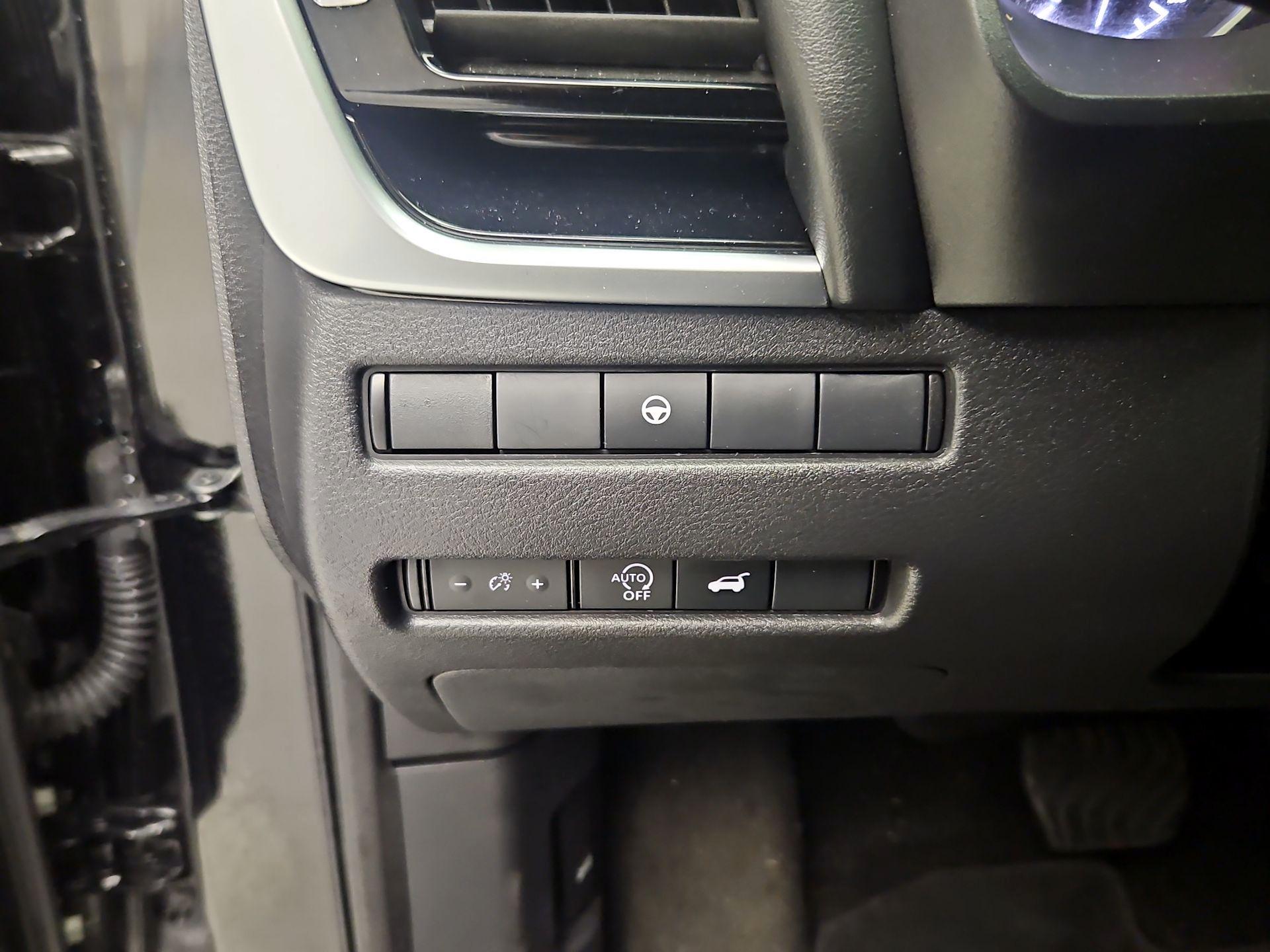 Thumbnail: 2023 Nissan Rogue - 13