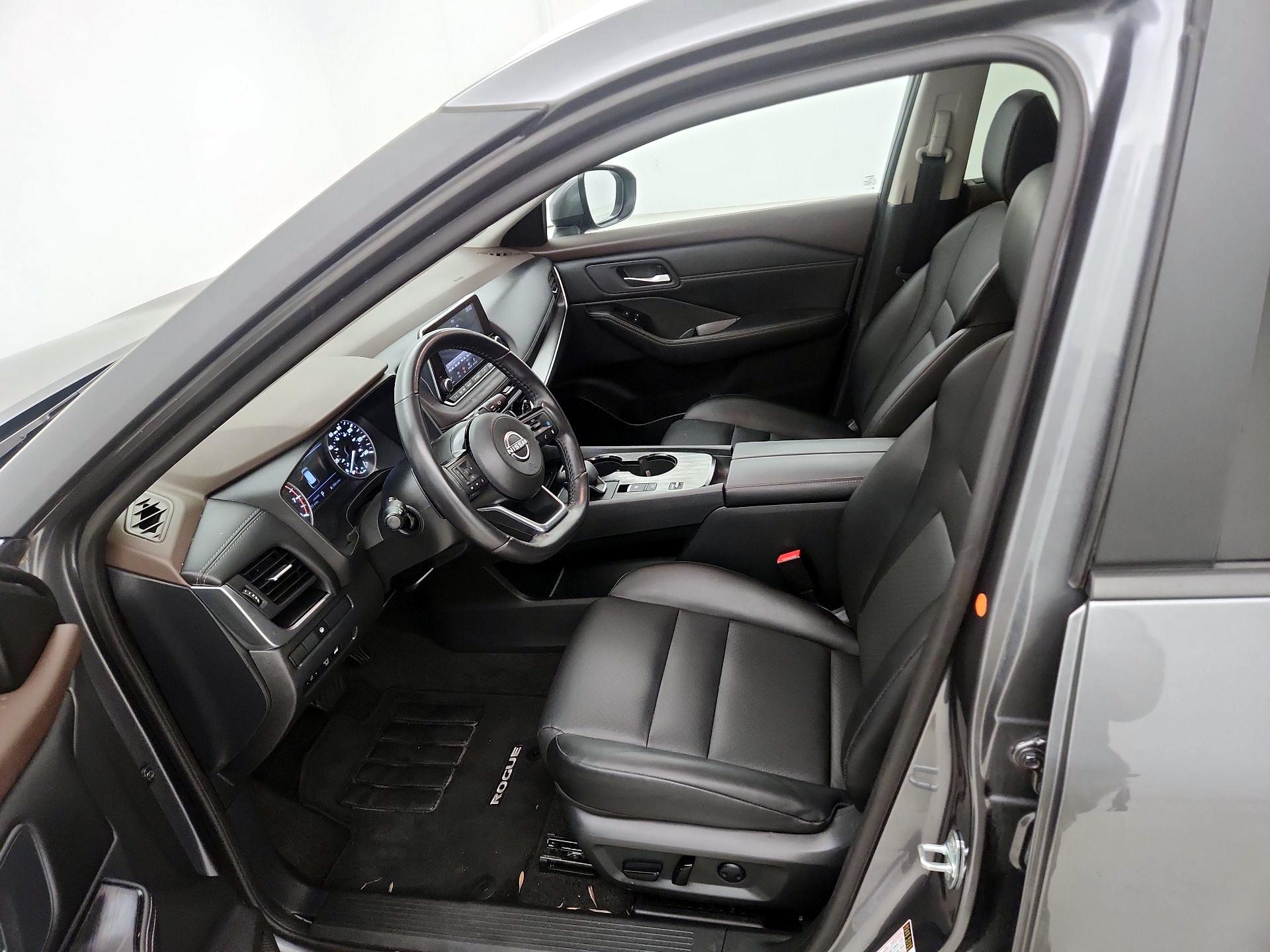 Thumbnail: 2023 Nissan Rogue - 11