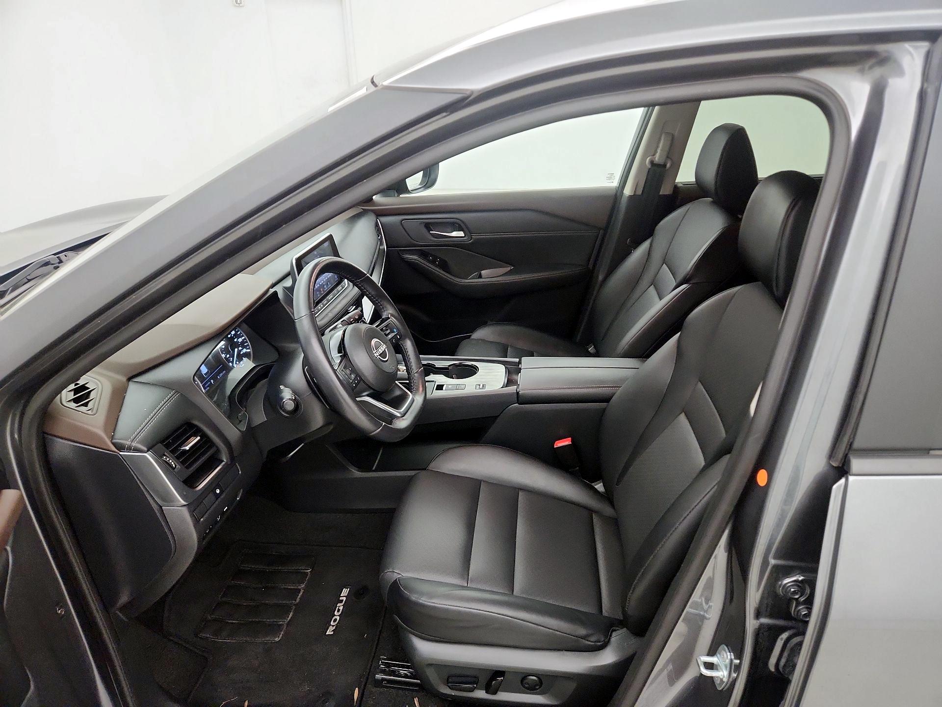 Thumbnail: 2023 Nissan Rogue - 12