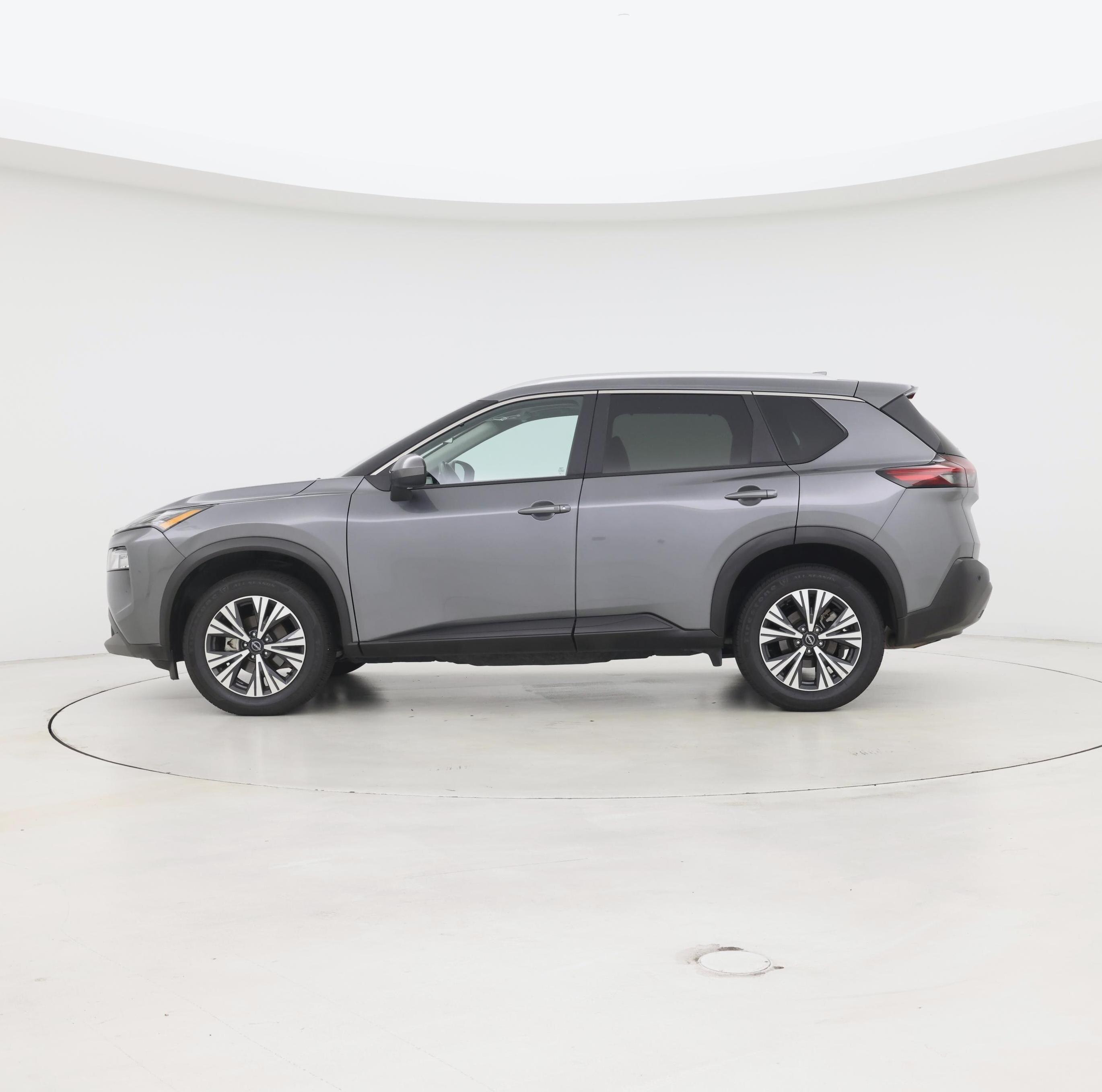 Thumbnail: 2023 Nissan Rogue - 3
