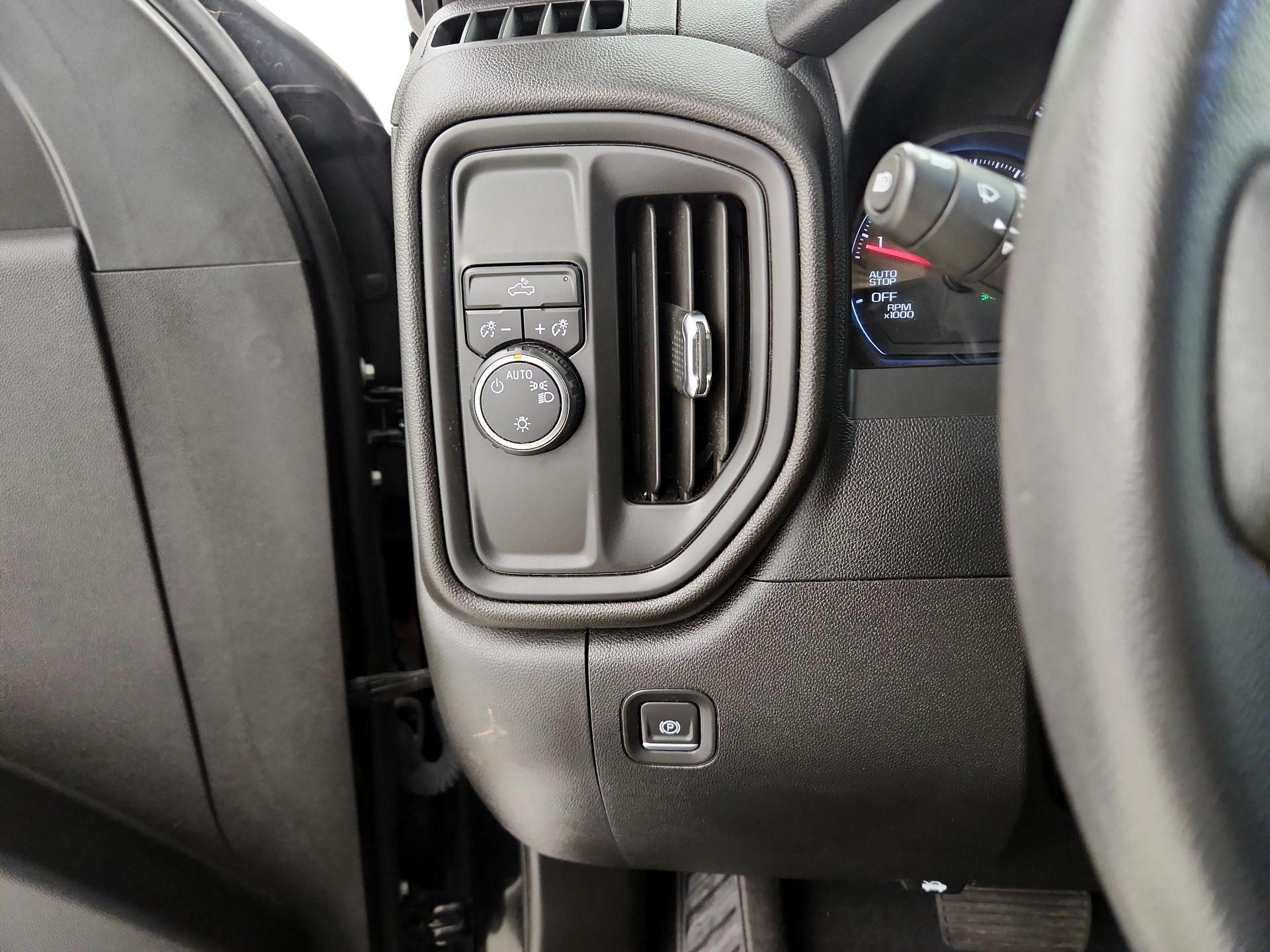 Thumbnail: 2024 Chevrolet Silverado 1500 - 13