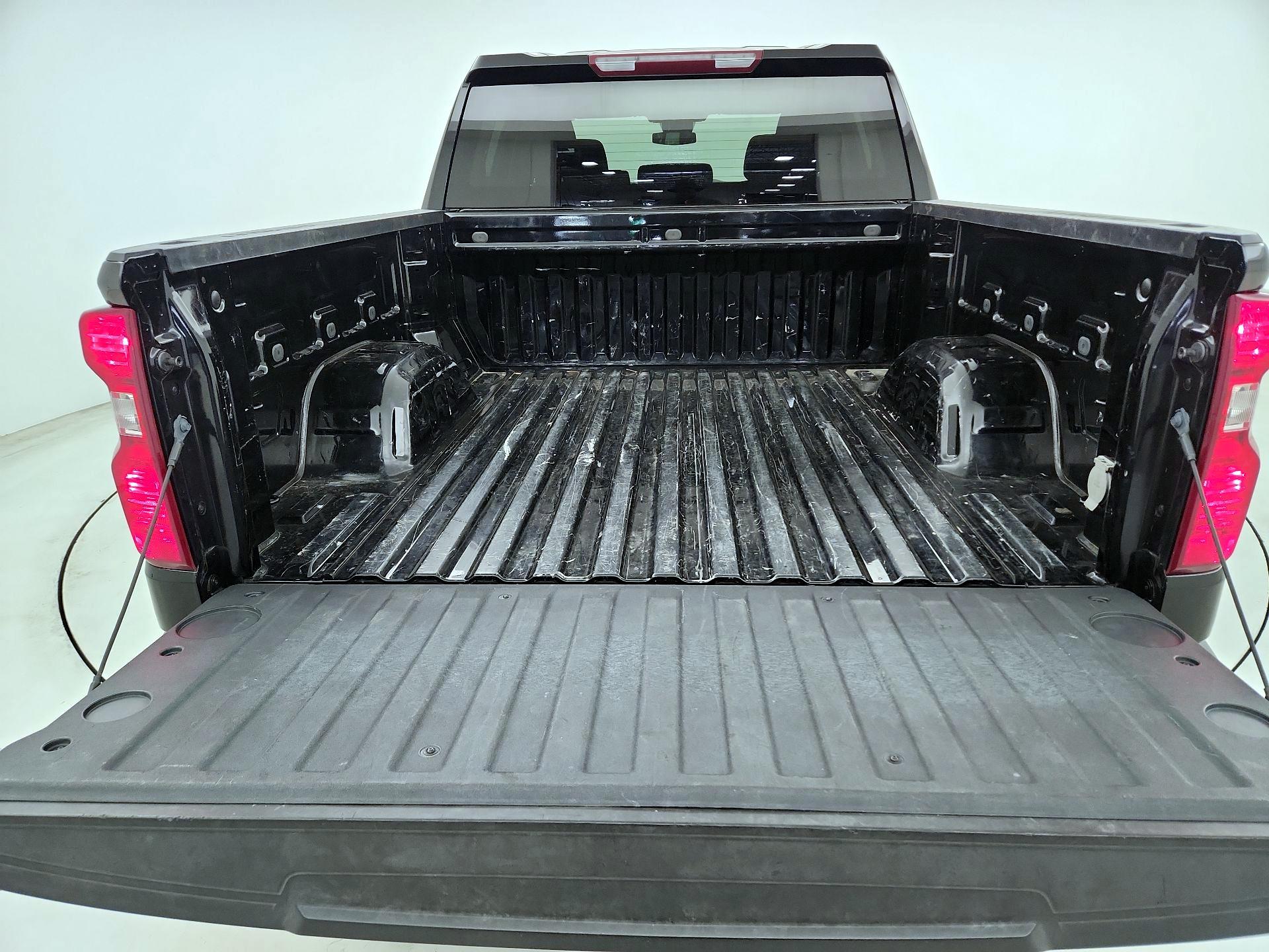 Thumbnail: 2024 Chevrolet Silverado 1500 - 20