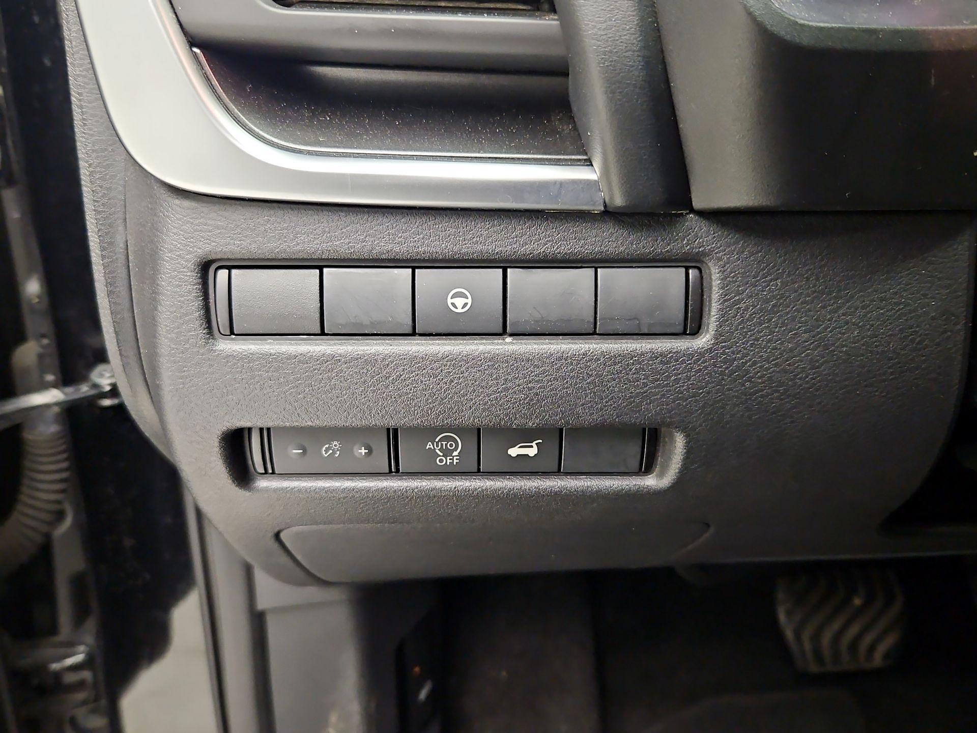 Thumbnail: 2023 Nissan Rogue - 13