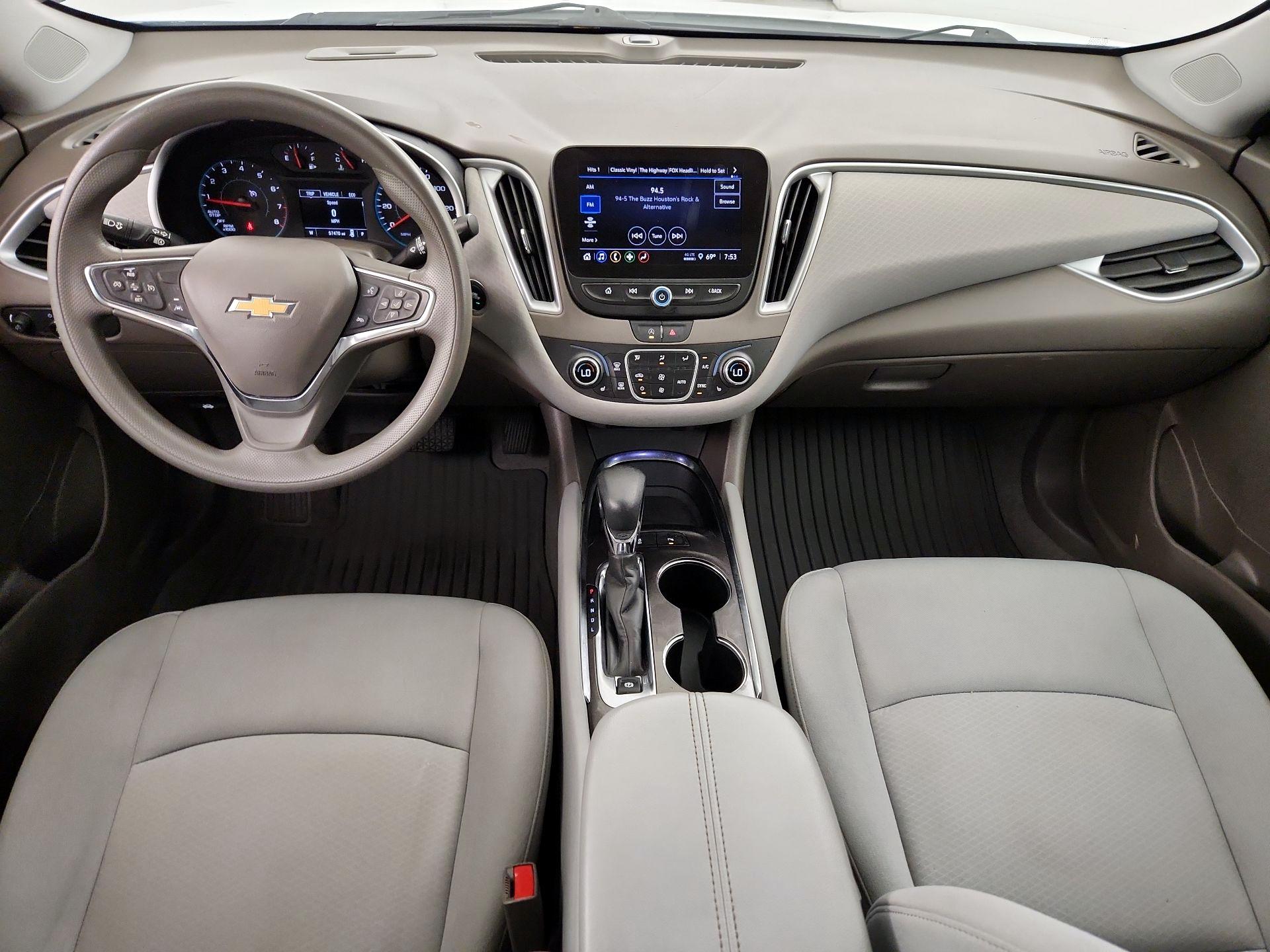 Thumbnail: 2024 Chevrolet Malibu - 9