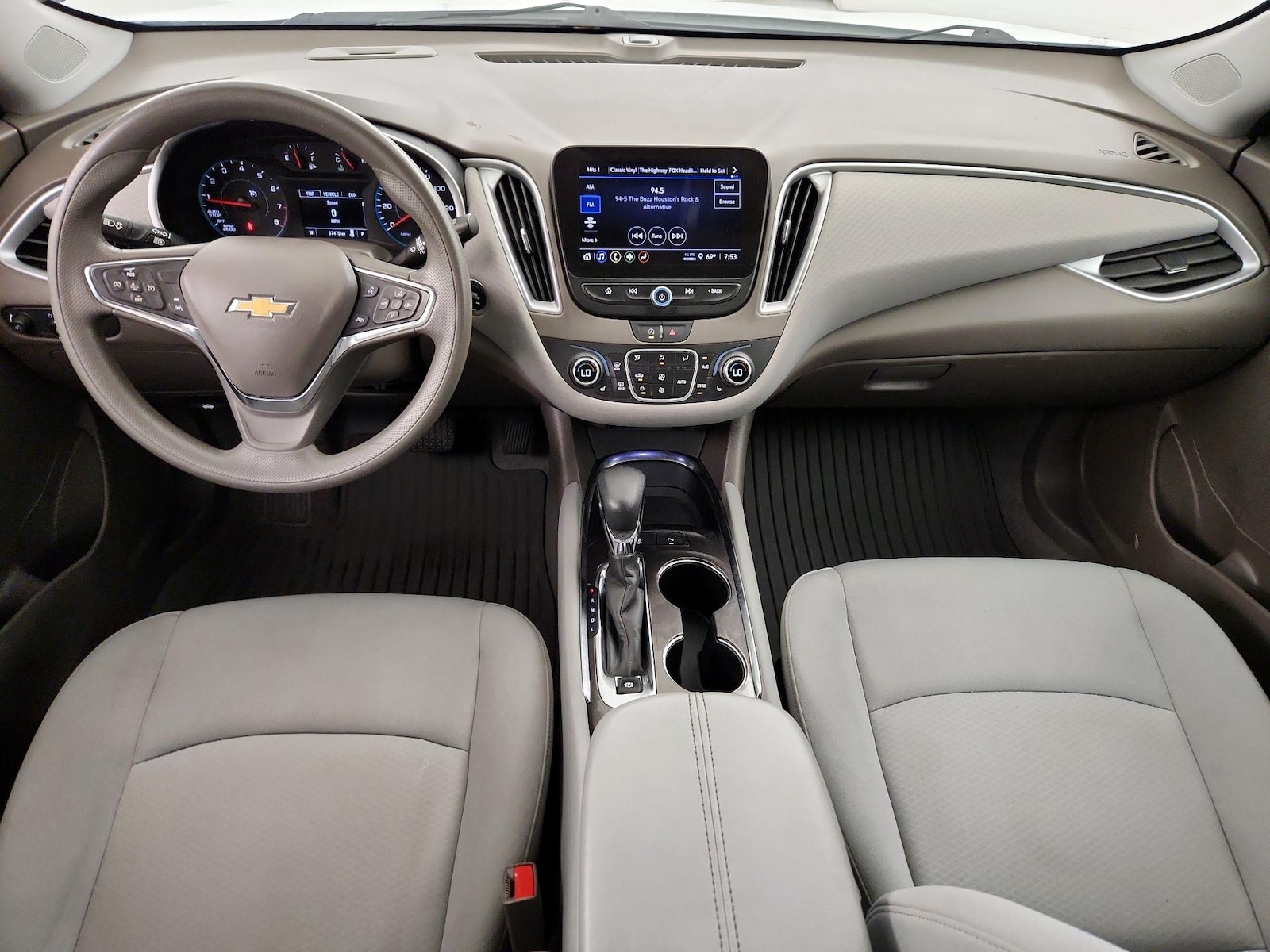 2024 Chevrolet Malibu 1LT - Photo 10