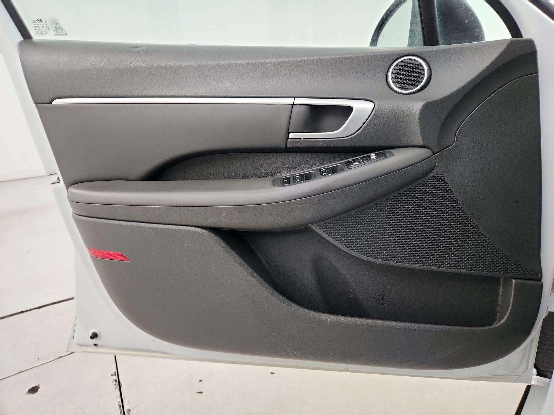 Thumbnail: 2020 Hyundai Sonata - 12