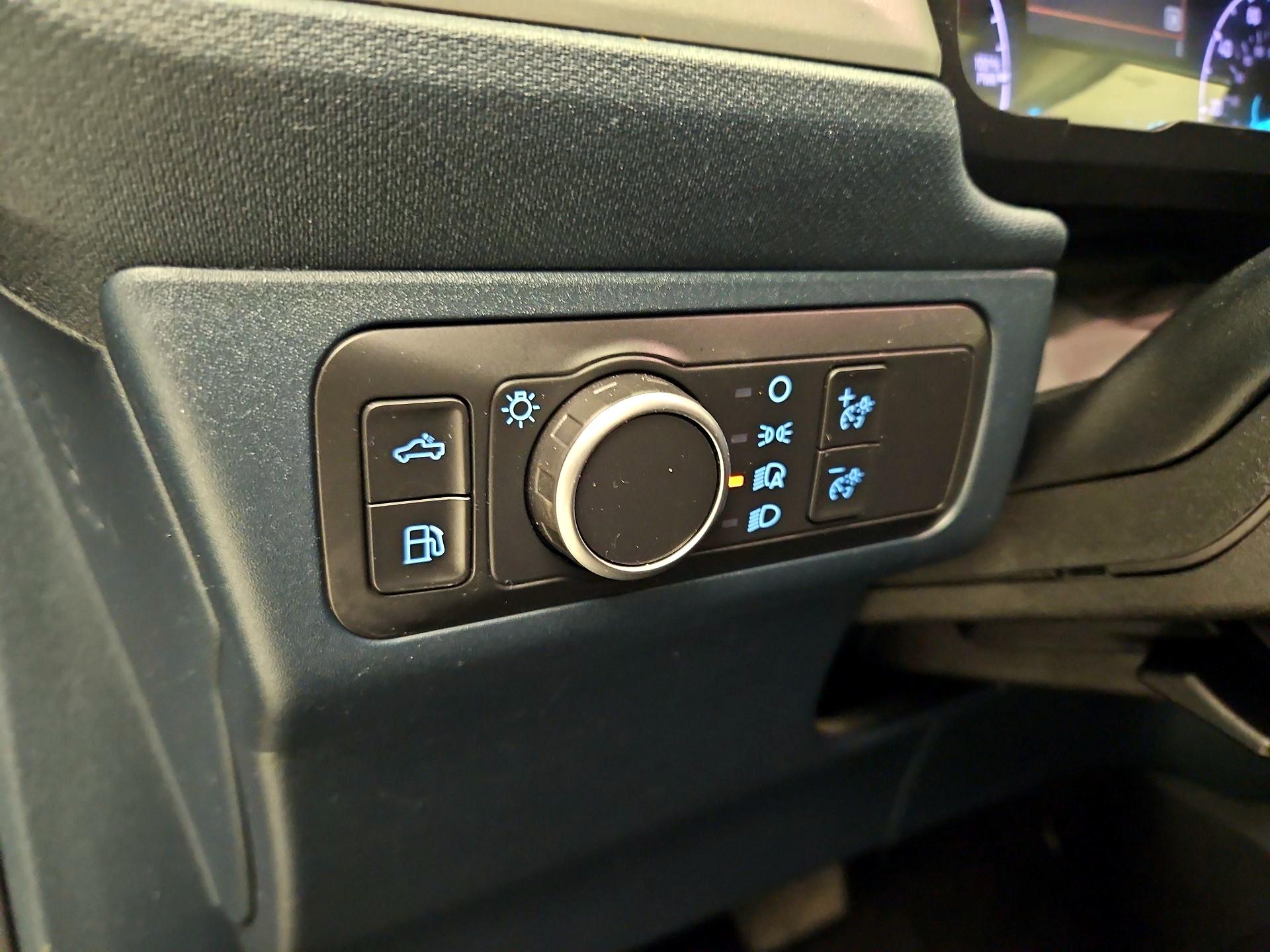 Thumbnail: 2022 Ford Maverick - 13