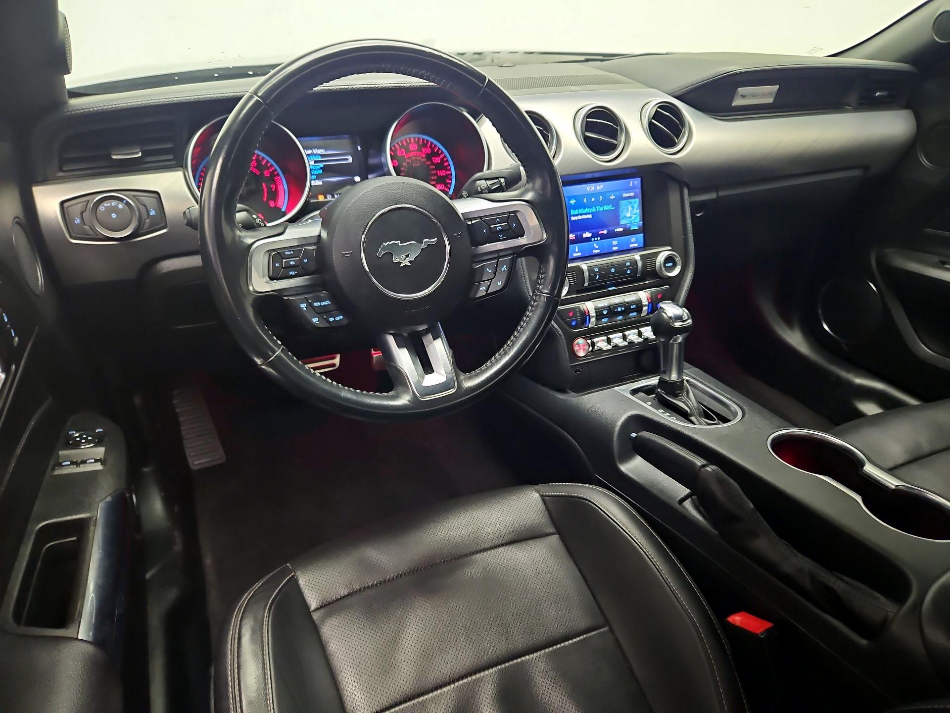 Thumbnail: 2022 Ford Mustang - 9