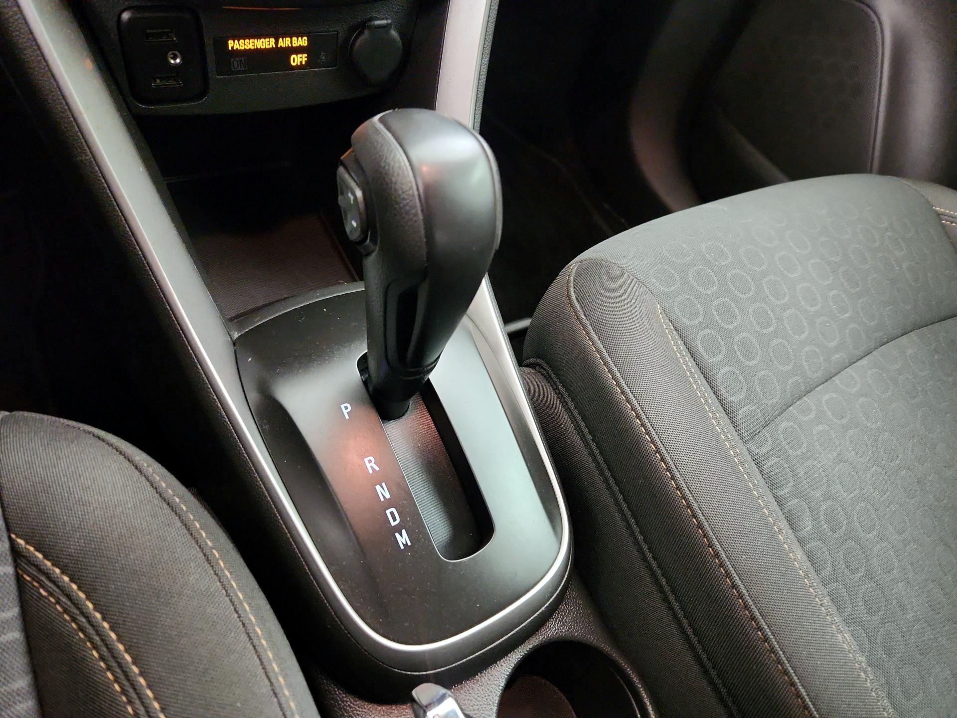 Thumbnail: 2022 Chevrolet Trax - 17