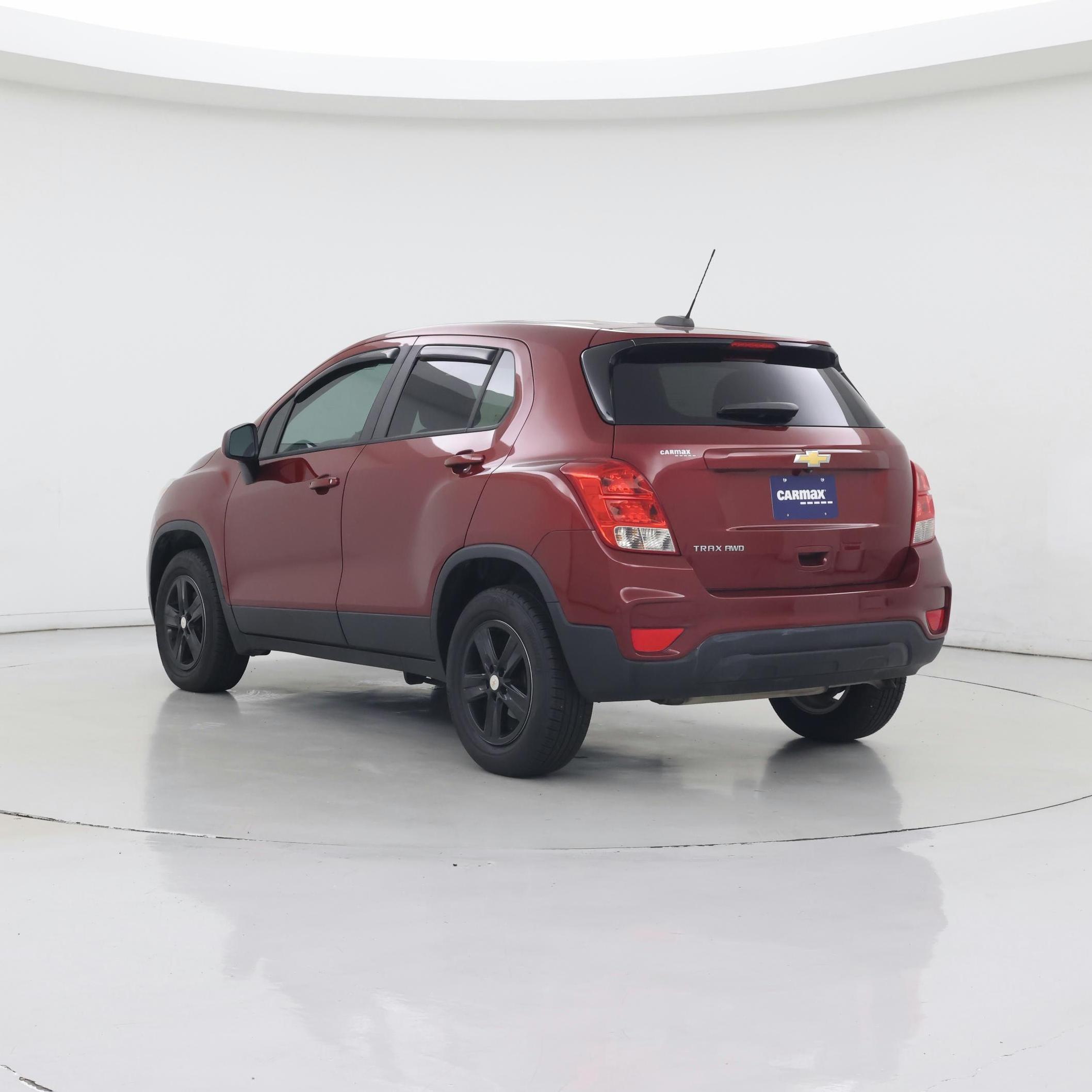 Thumbnail: 2022 Chevrolet Trax - 2