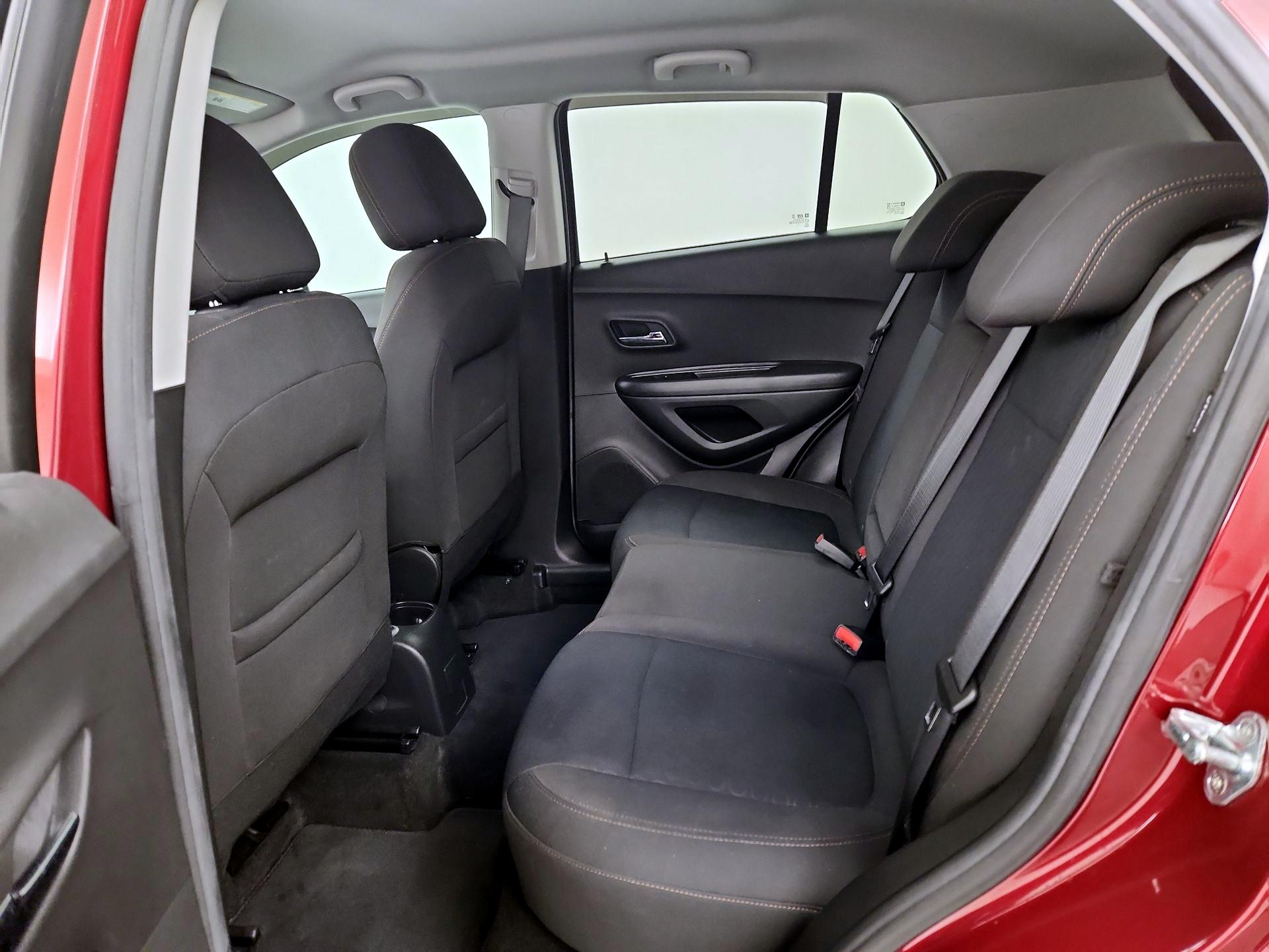 Thumbnail: 2022 Chevrolet Trax - 19