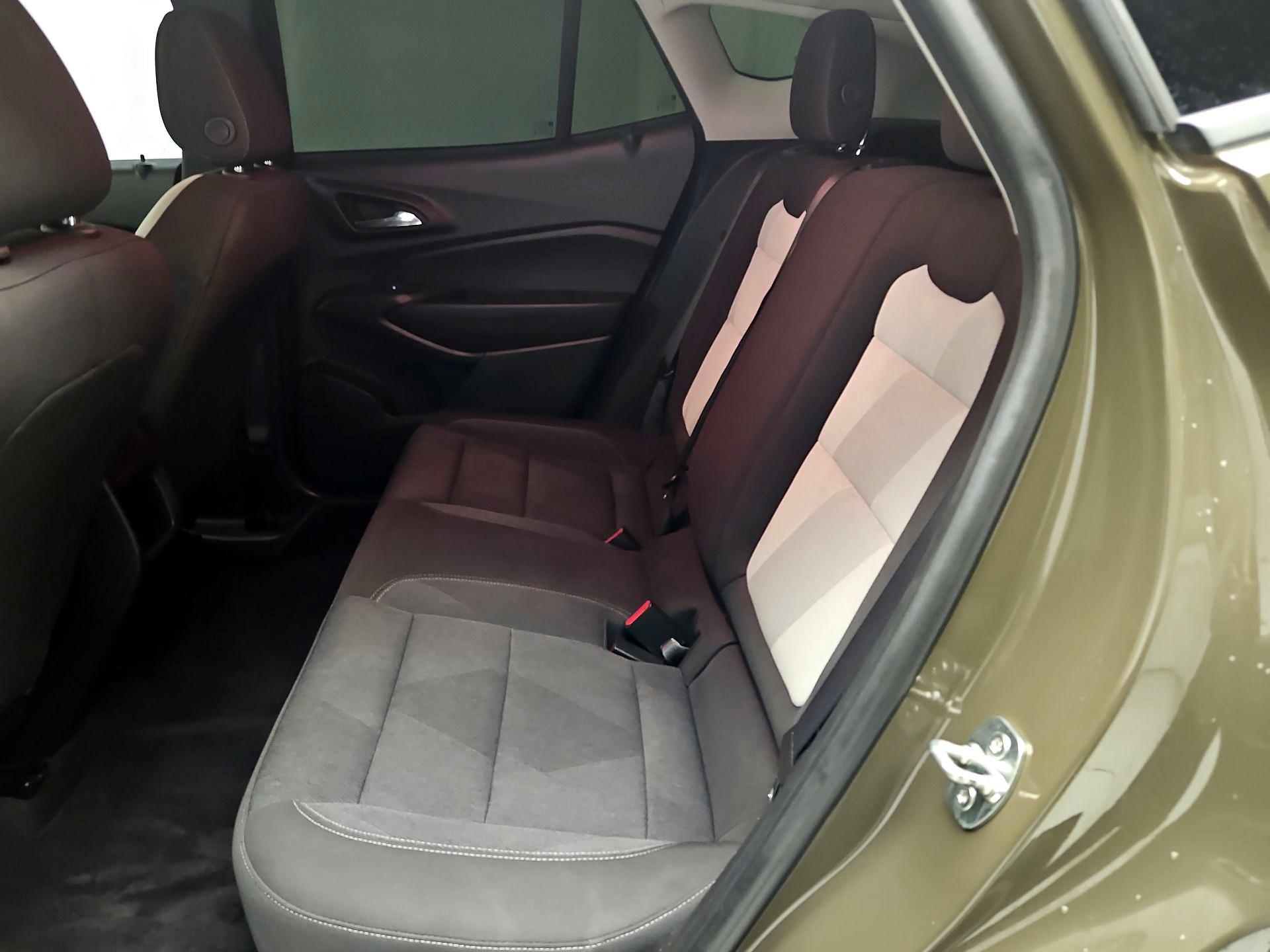 Thumbnail: 2024 Chevrolet Trax - 19