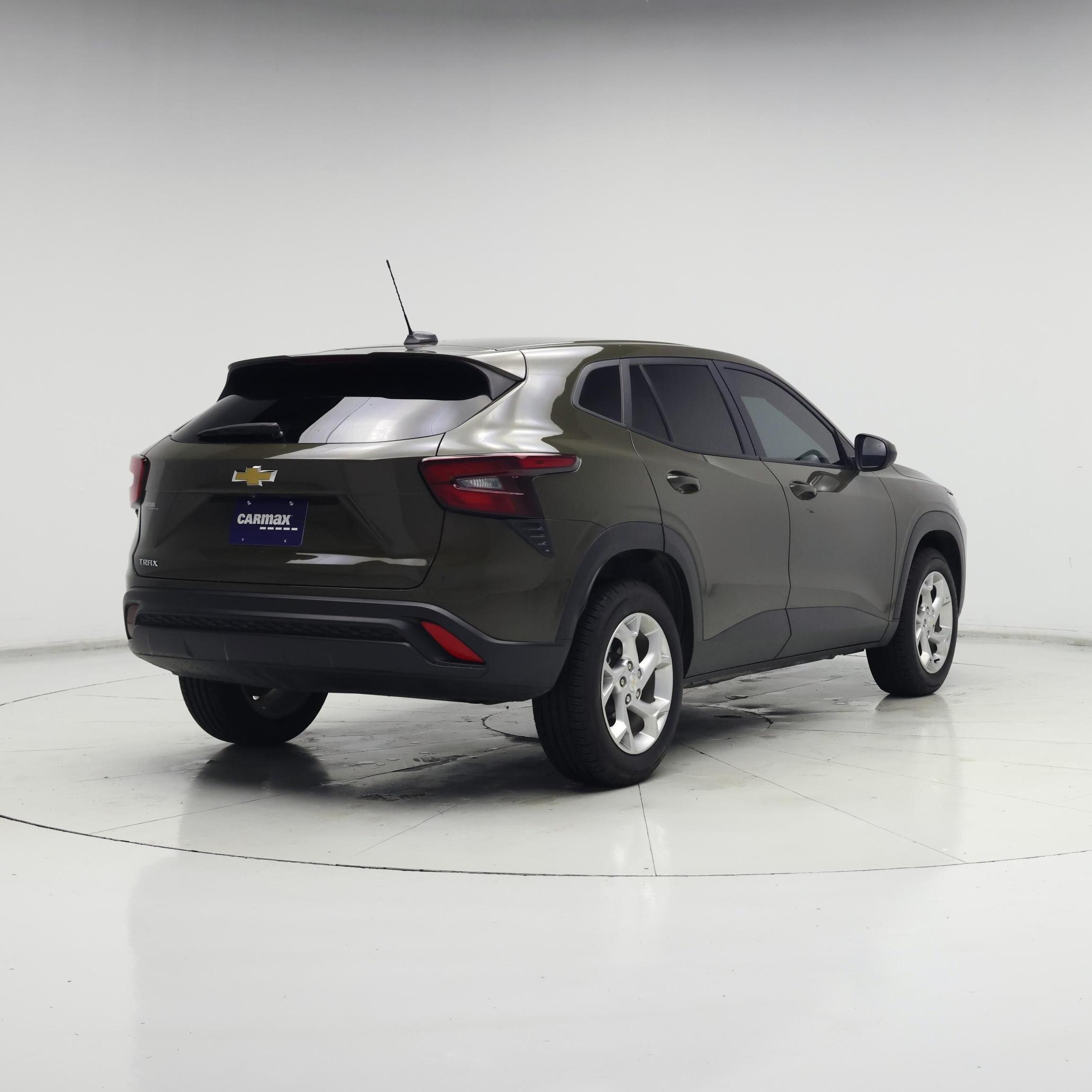 Thumbnail: 2024 Chevrolet Trax - 8