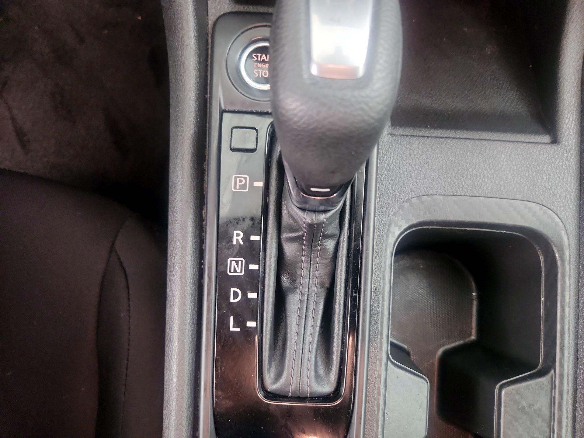 Thumbnail: 2024 Nissan Sentra - 17