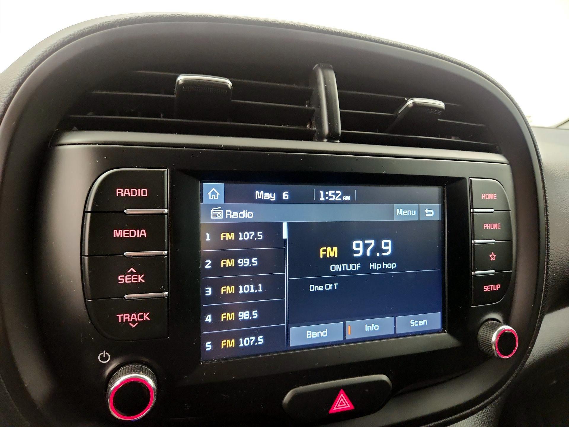 Thumbnail: 2021 Kia Soul - 15