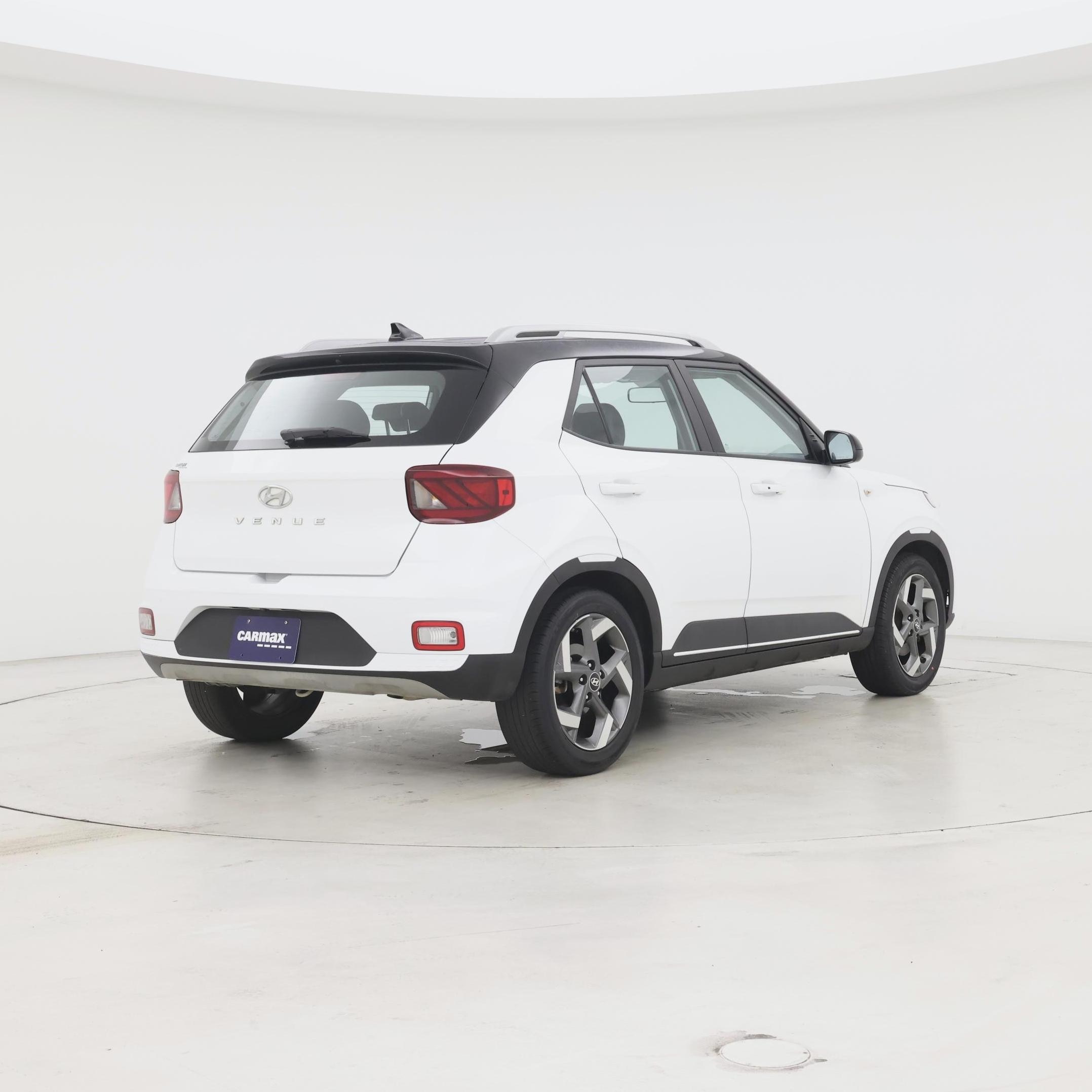 Thumbnail: 2022 Hyundai Venue - 8