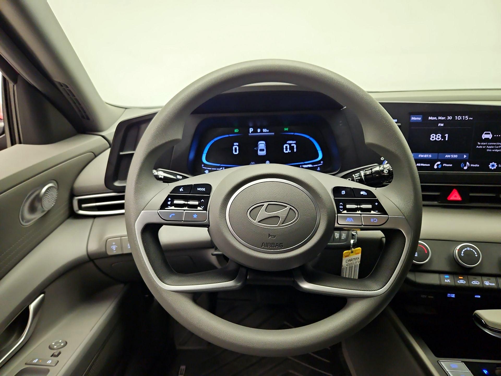 Thumbnail: 2025 Hyundai Elantra - 10