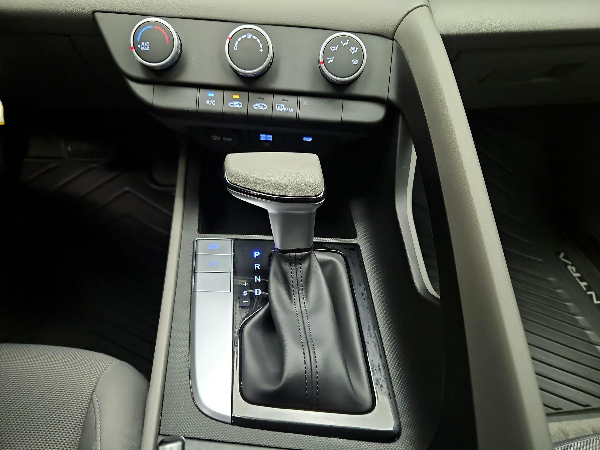 Thumbnail: 2025 Hyundai Elantra - 16