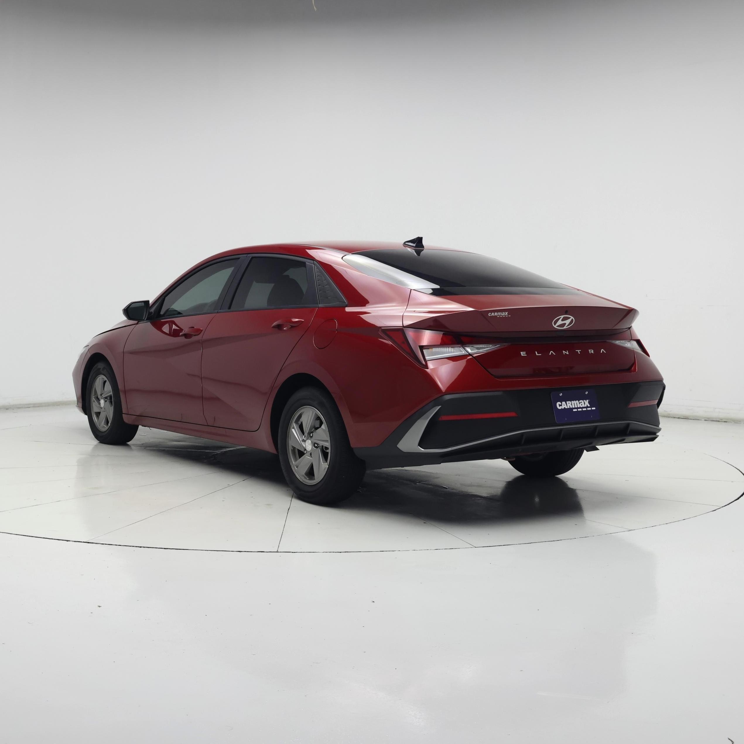 Thumbnail: 2025 Hyundai Elantra - 2