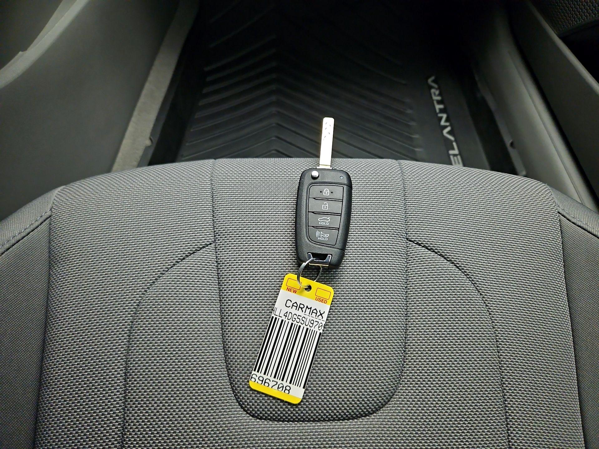 Thumbnail: 2025 Hyundai Elantra - 20