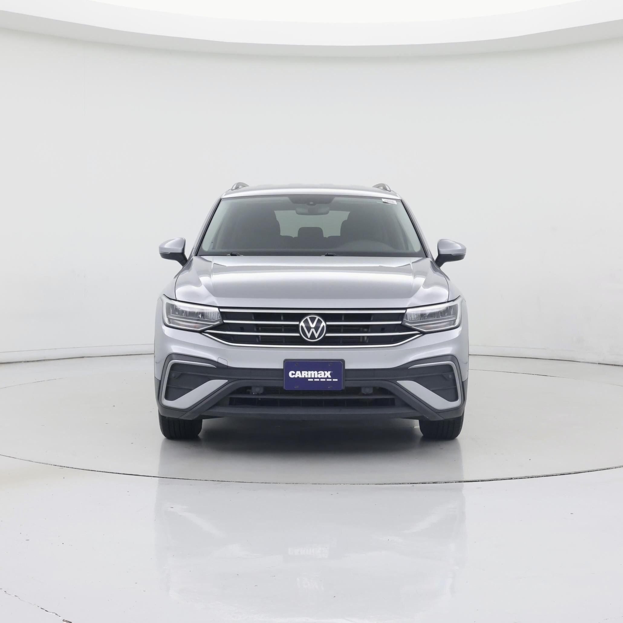 Thumbnail: 2023 Volkswagen Tiguan - 5