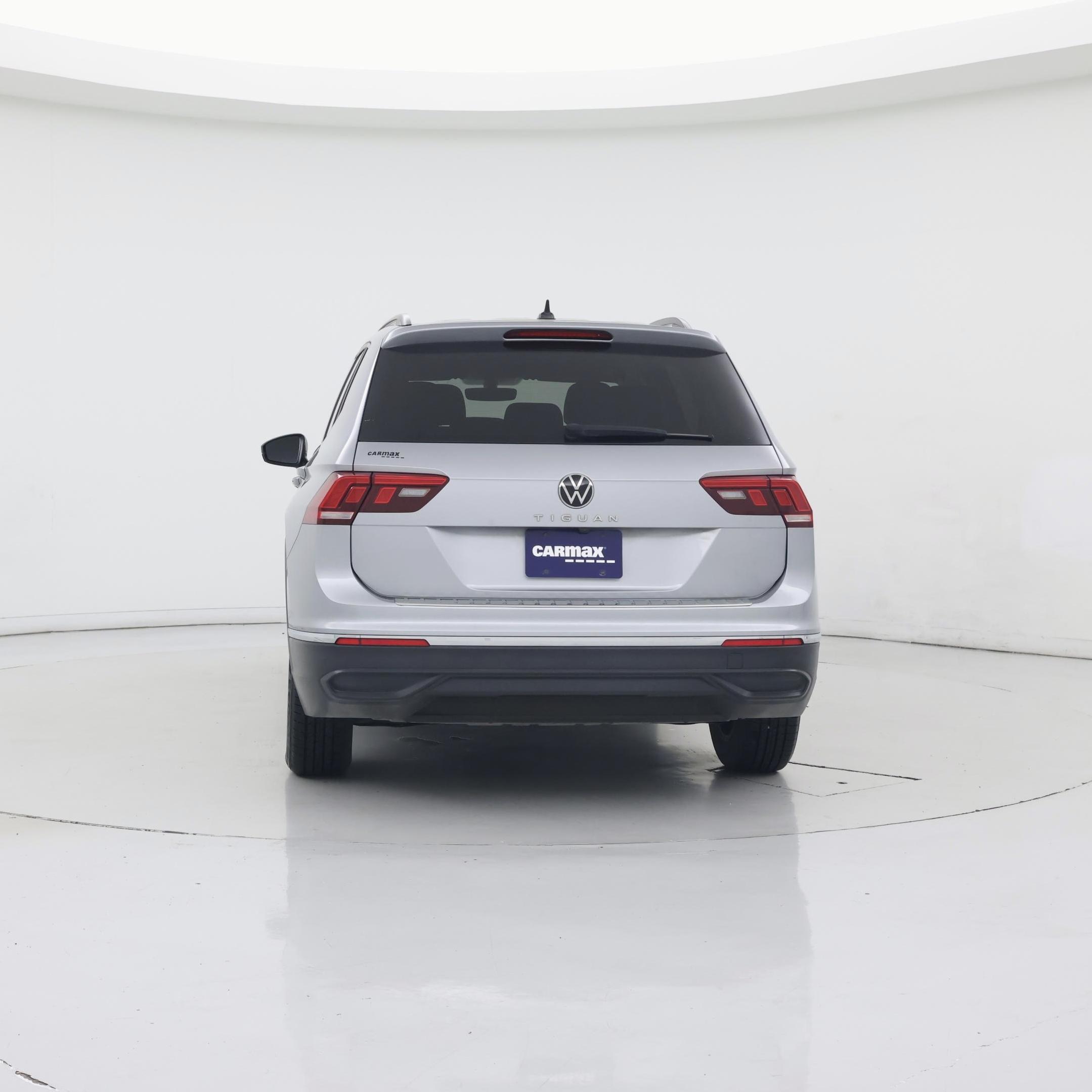Thumbnail: 2023 Volkswagen Tiguan - 6