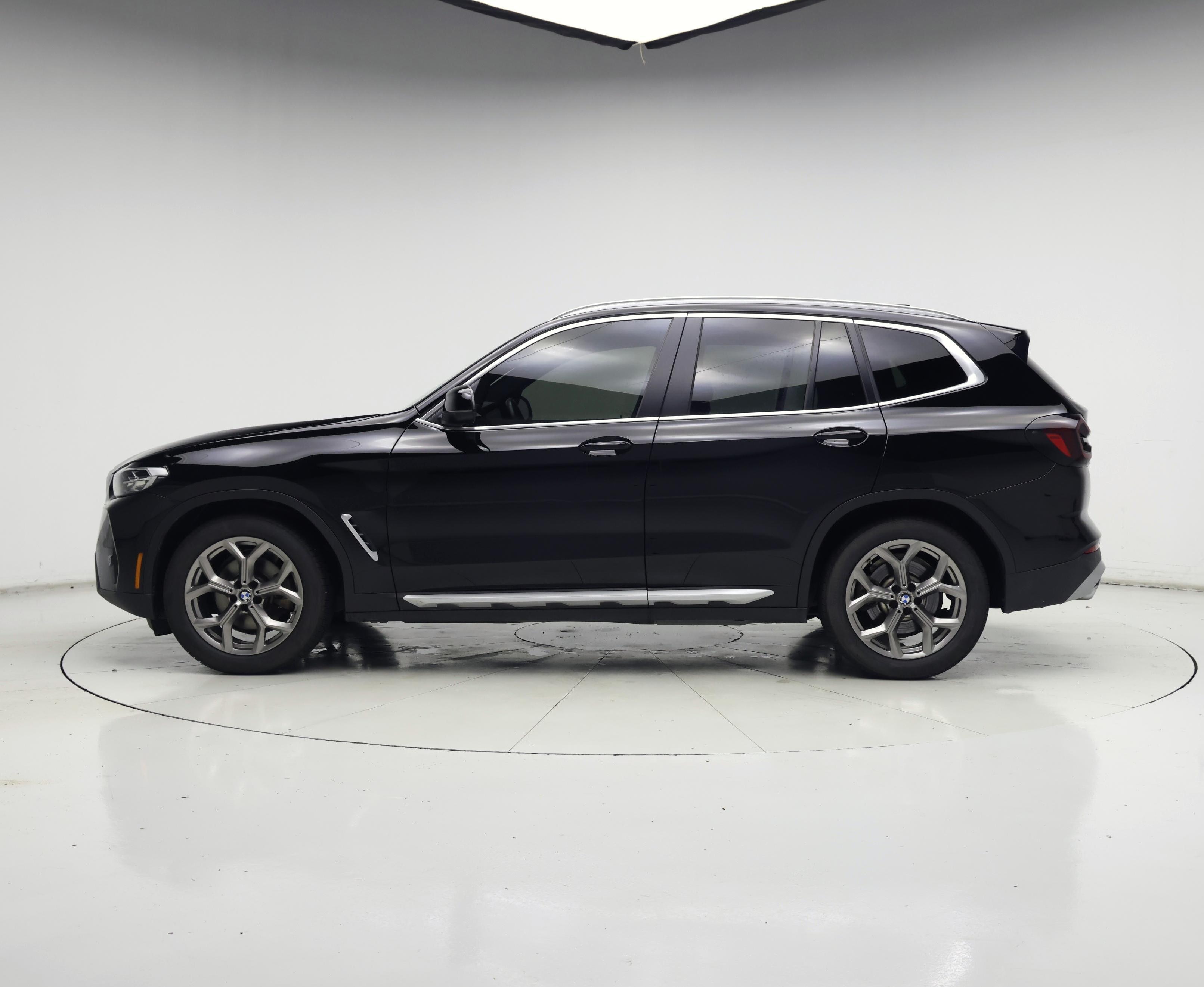 Thumbnail: 2022 BMW X3 - 3