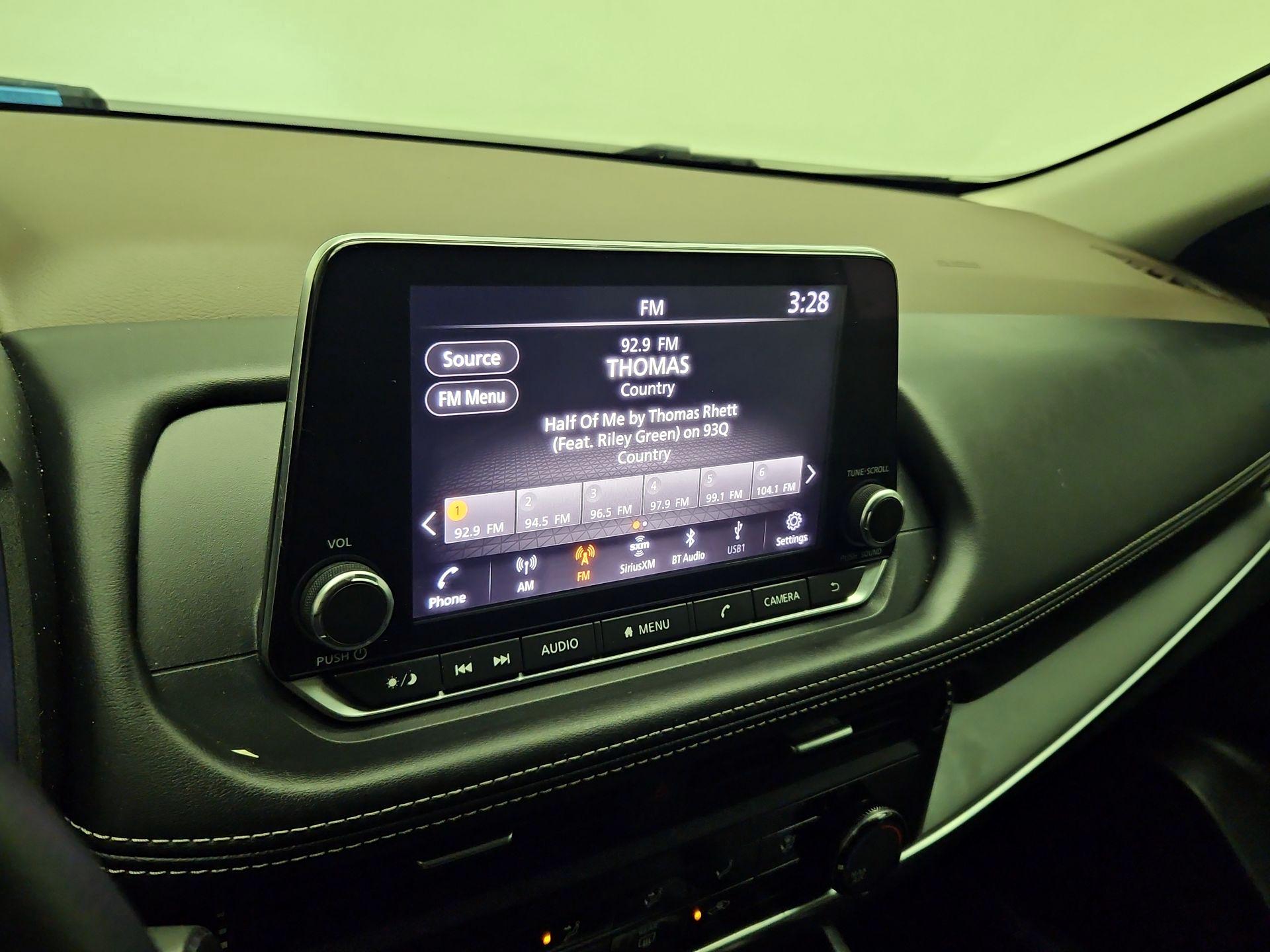 Thumbnail: 2022 Nissan Rogue - 15