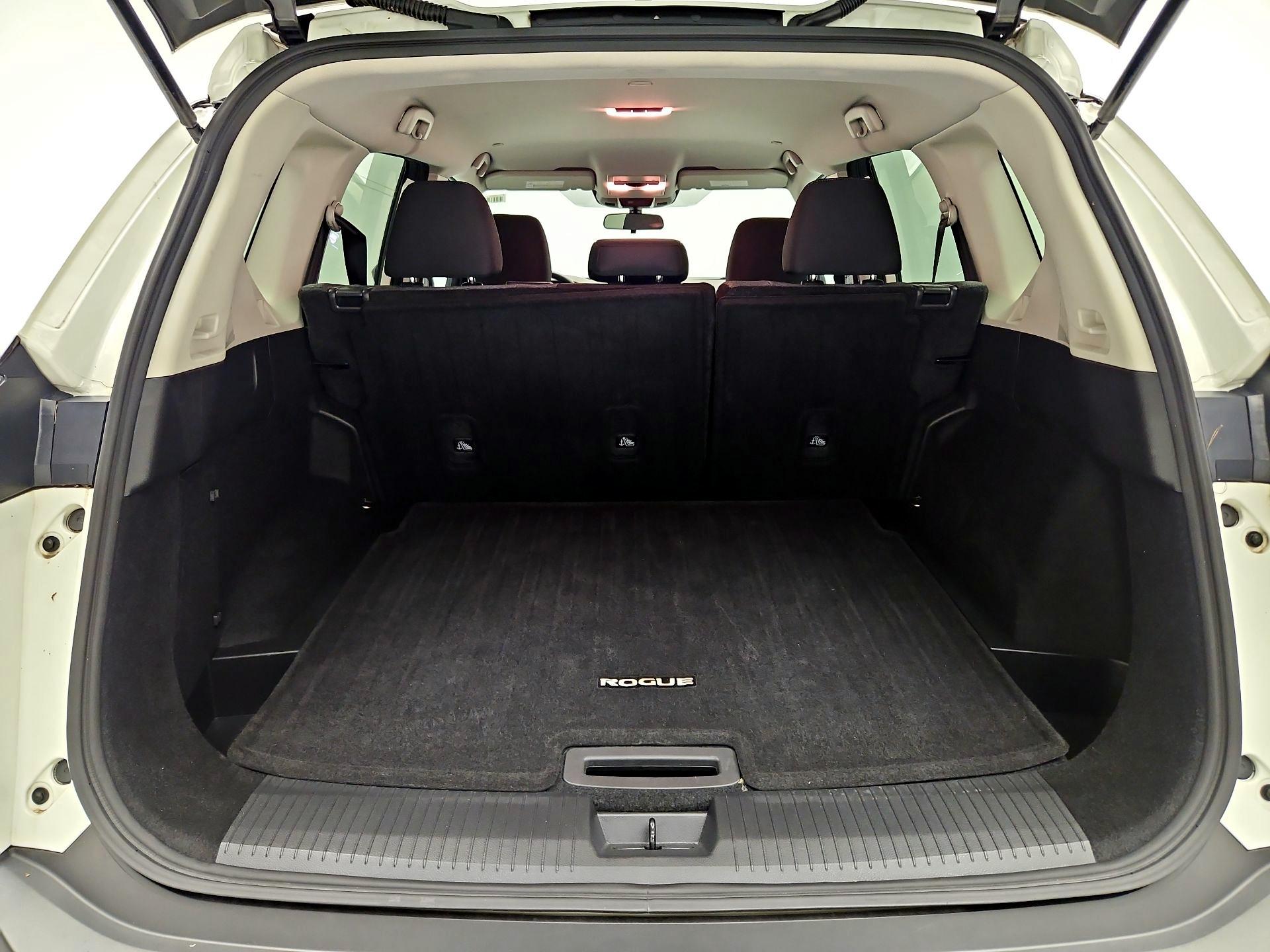 Thumbnail: 2022 Nissan Rogue - 20