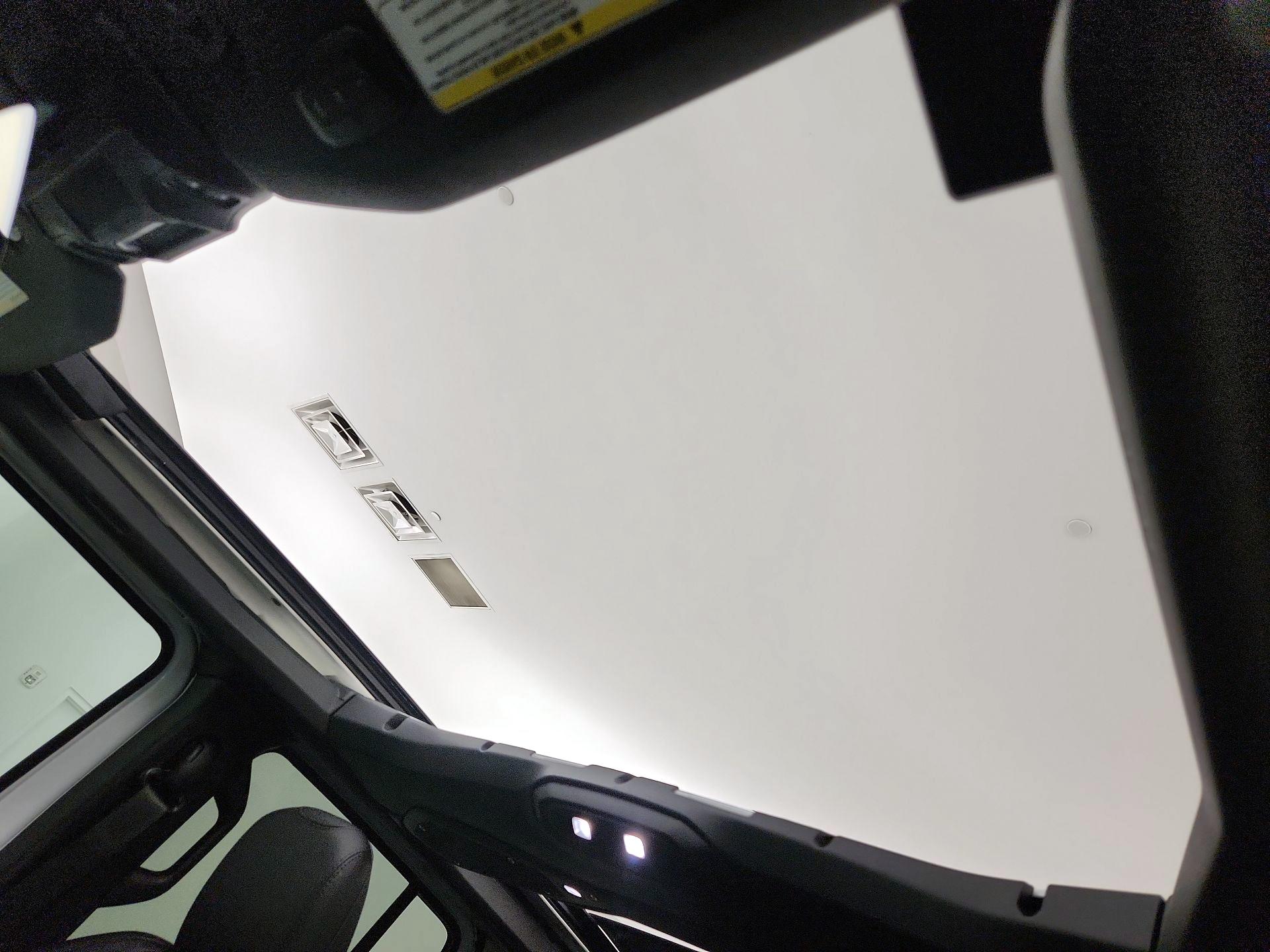 Thumbnail: 2024 Jeep Wrangler - 20