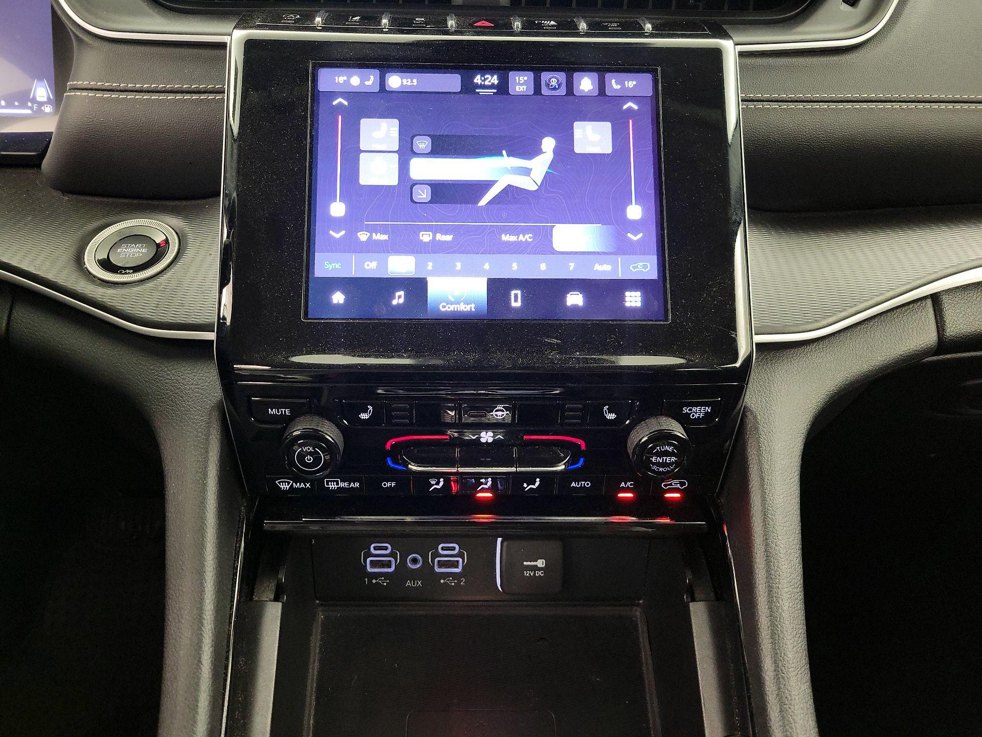 Thumbnail: 2023 Jeep Grand Cherokee - 16