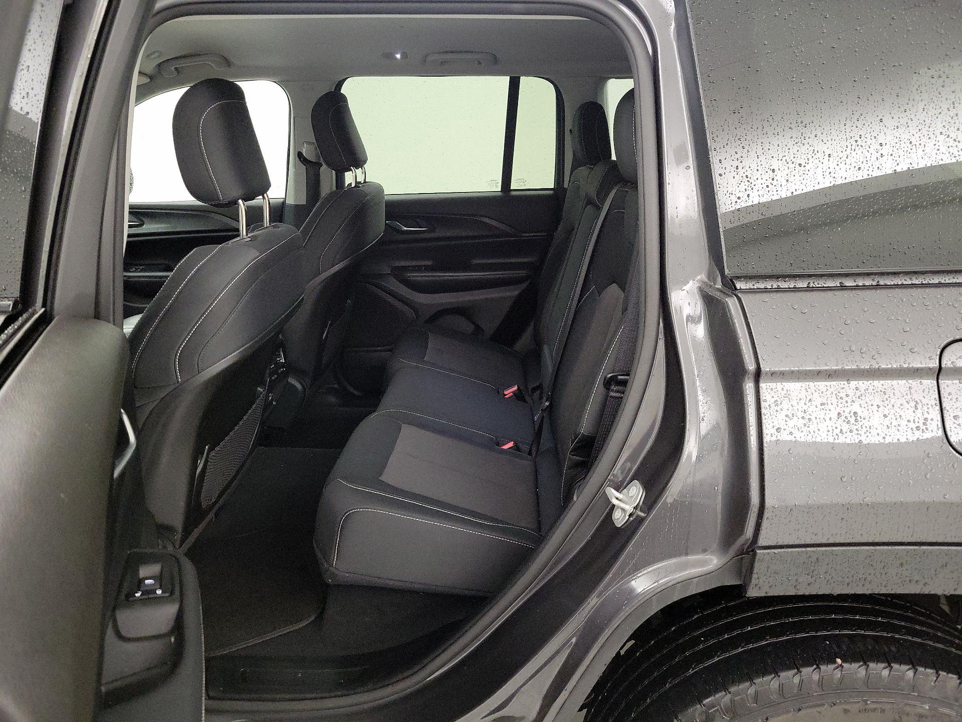 Thumbnail: 2023 Jeep Grand Cherokee - 19