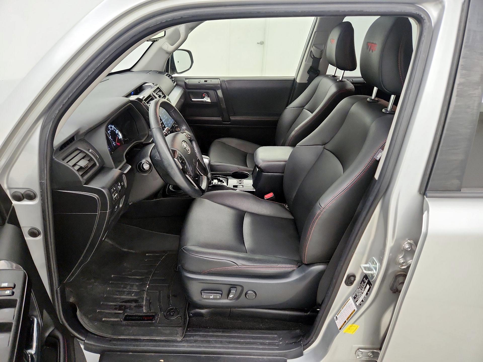 Thumbnail: 2020 Toyota 4Runner - 11