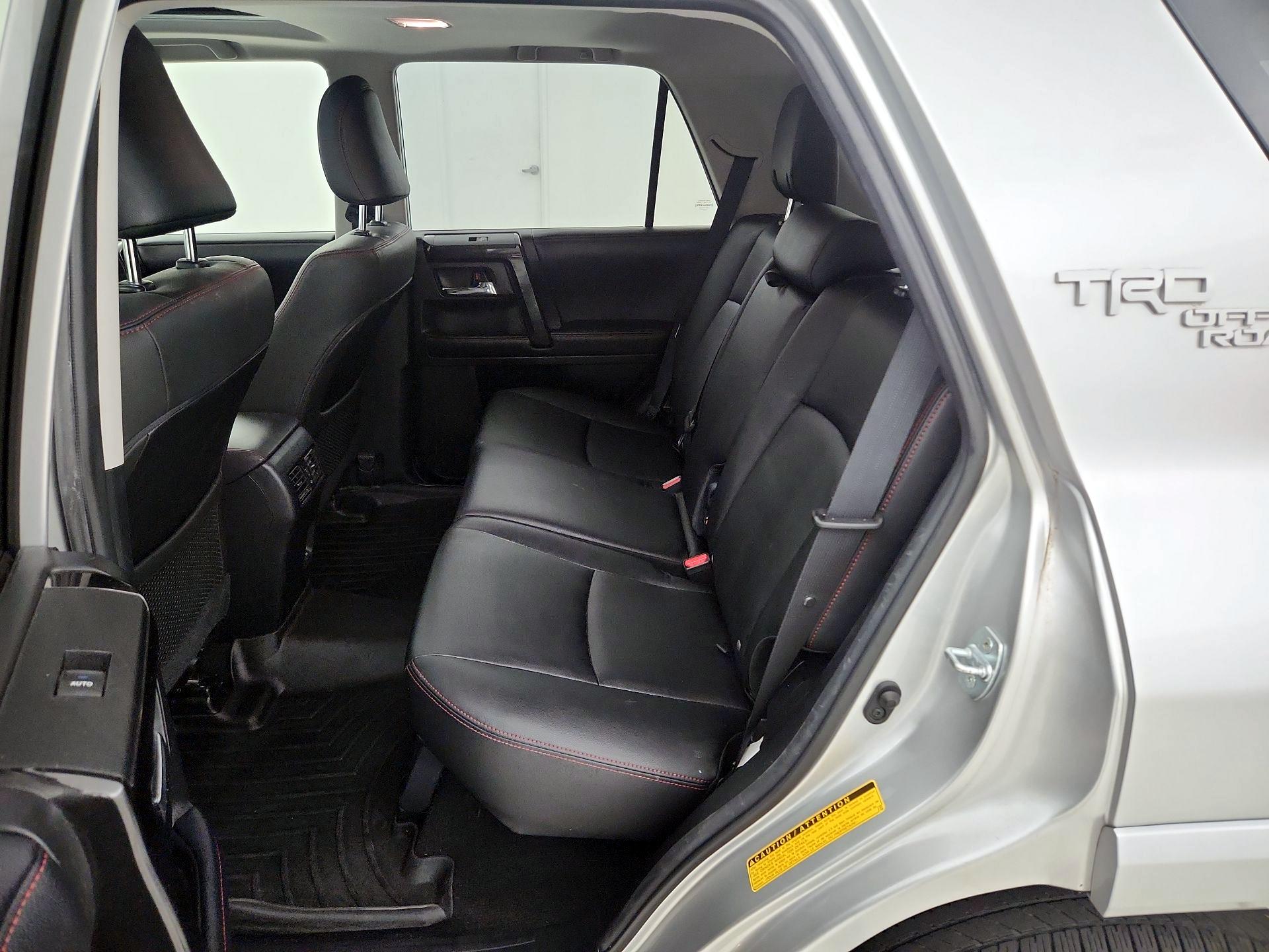 Thumbnail: 2020 Toyota 4Runner - 20