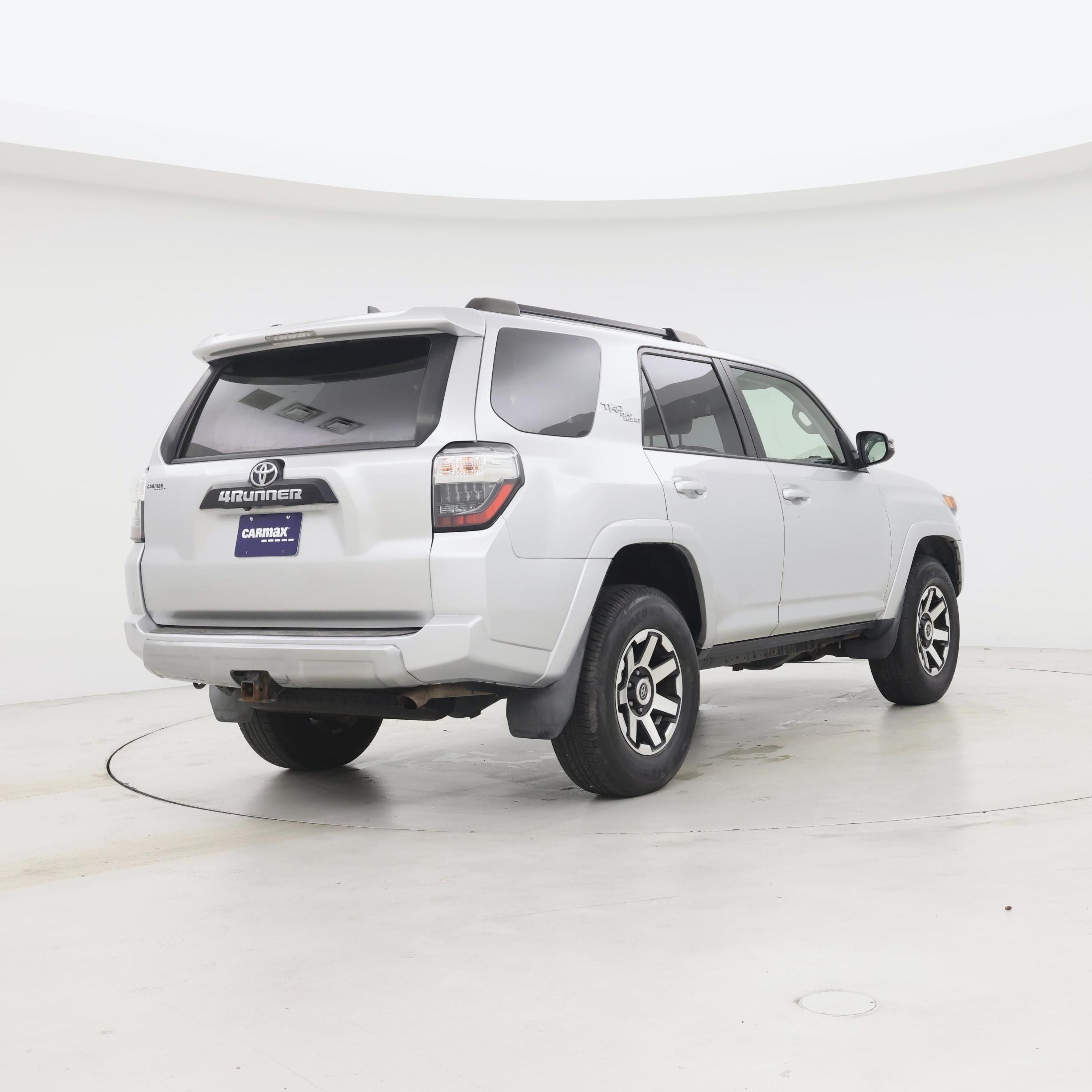 Thumbnail: 2020 Toyota 4Runner - 8