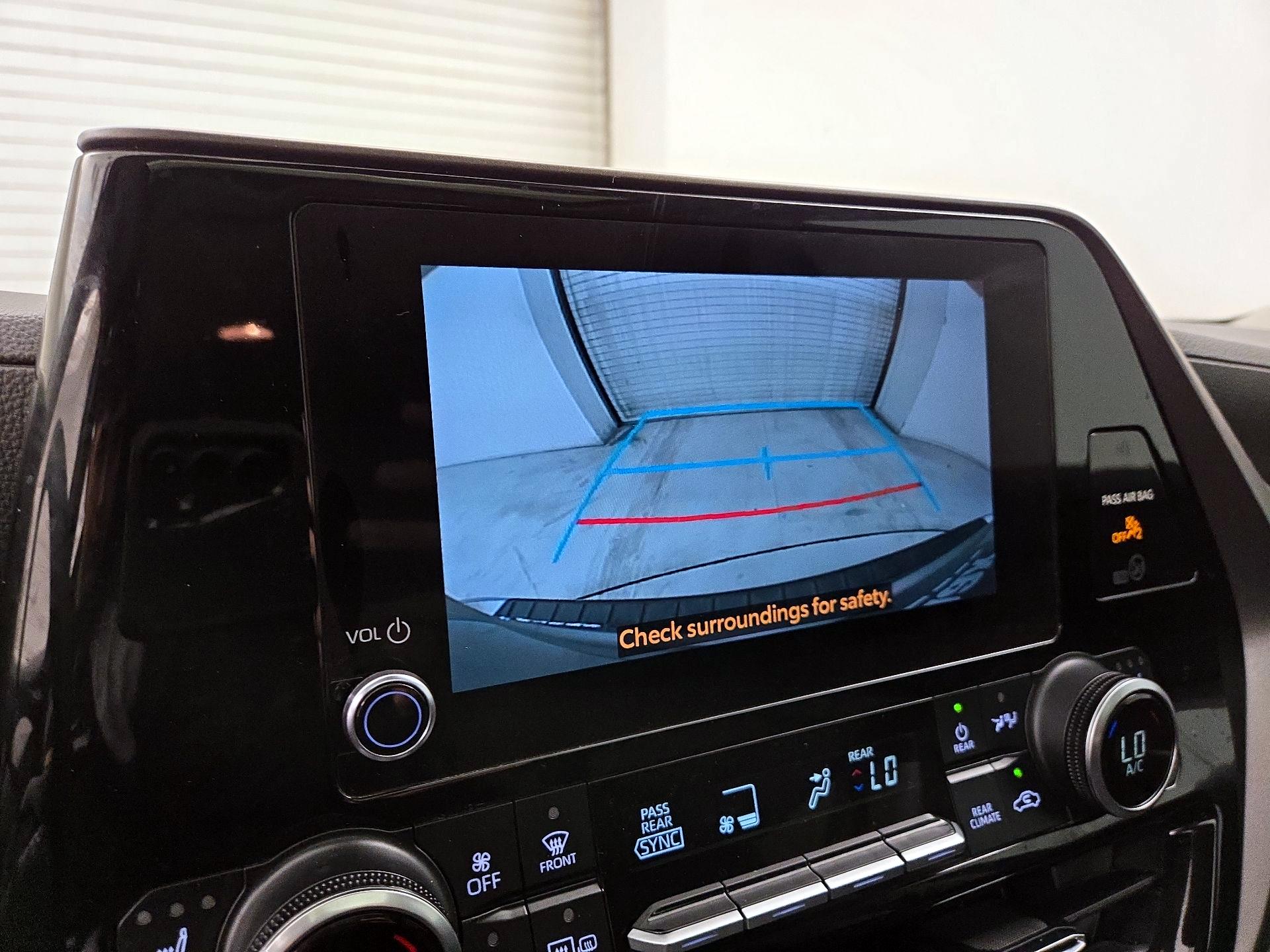 Thumbnail: 2024 Toyota Highlander - 14