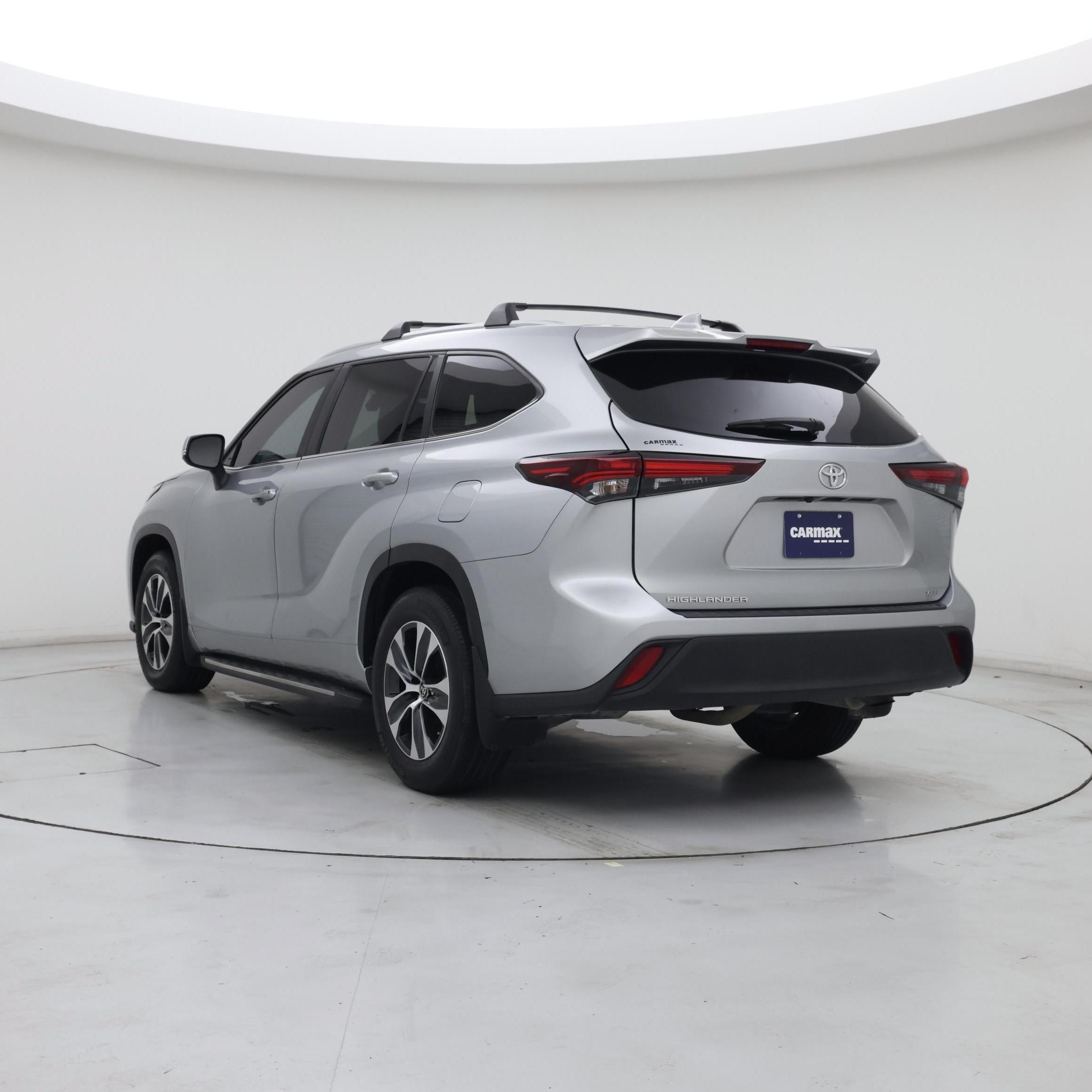 Thumbnail: 2024 Toyota Highlander - 2