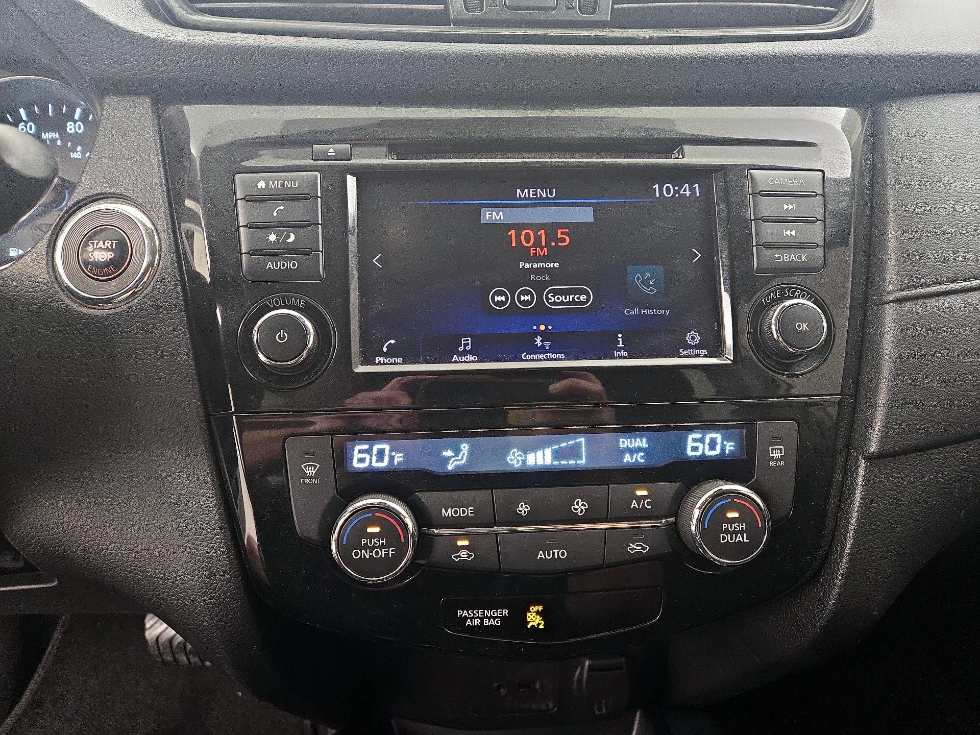 Thumbnail: 2019 Nissan Rogue - 15