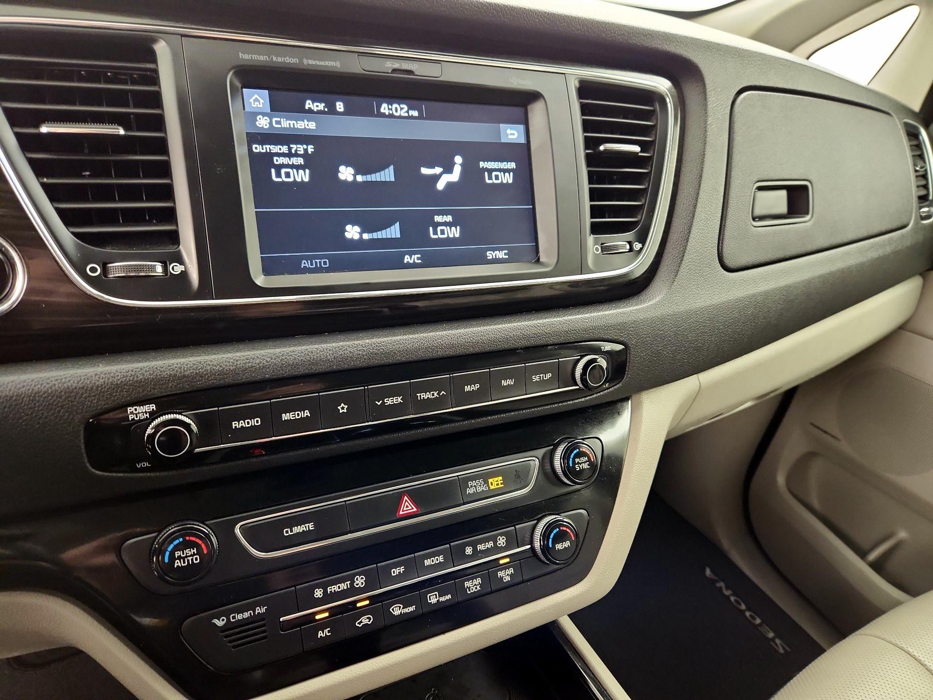 Thumbnail: 2020 Kia Sedona - 17