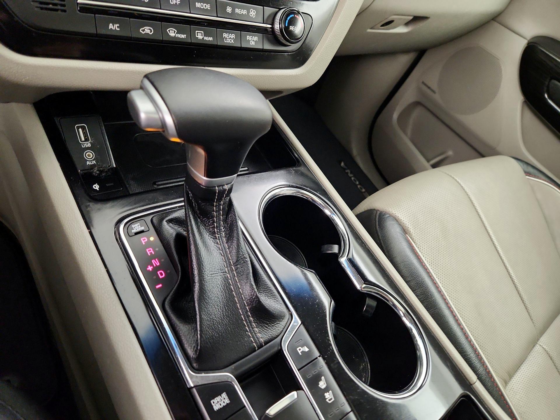 Thumbnail: 2020 Kia Sedona - 18