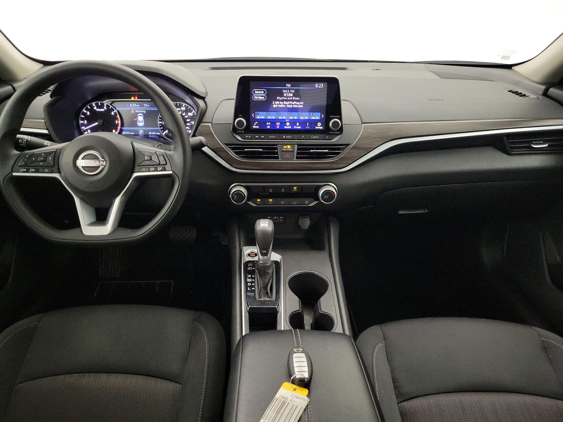 Thumbnail: 2025 Nissan Altima - 9
