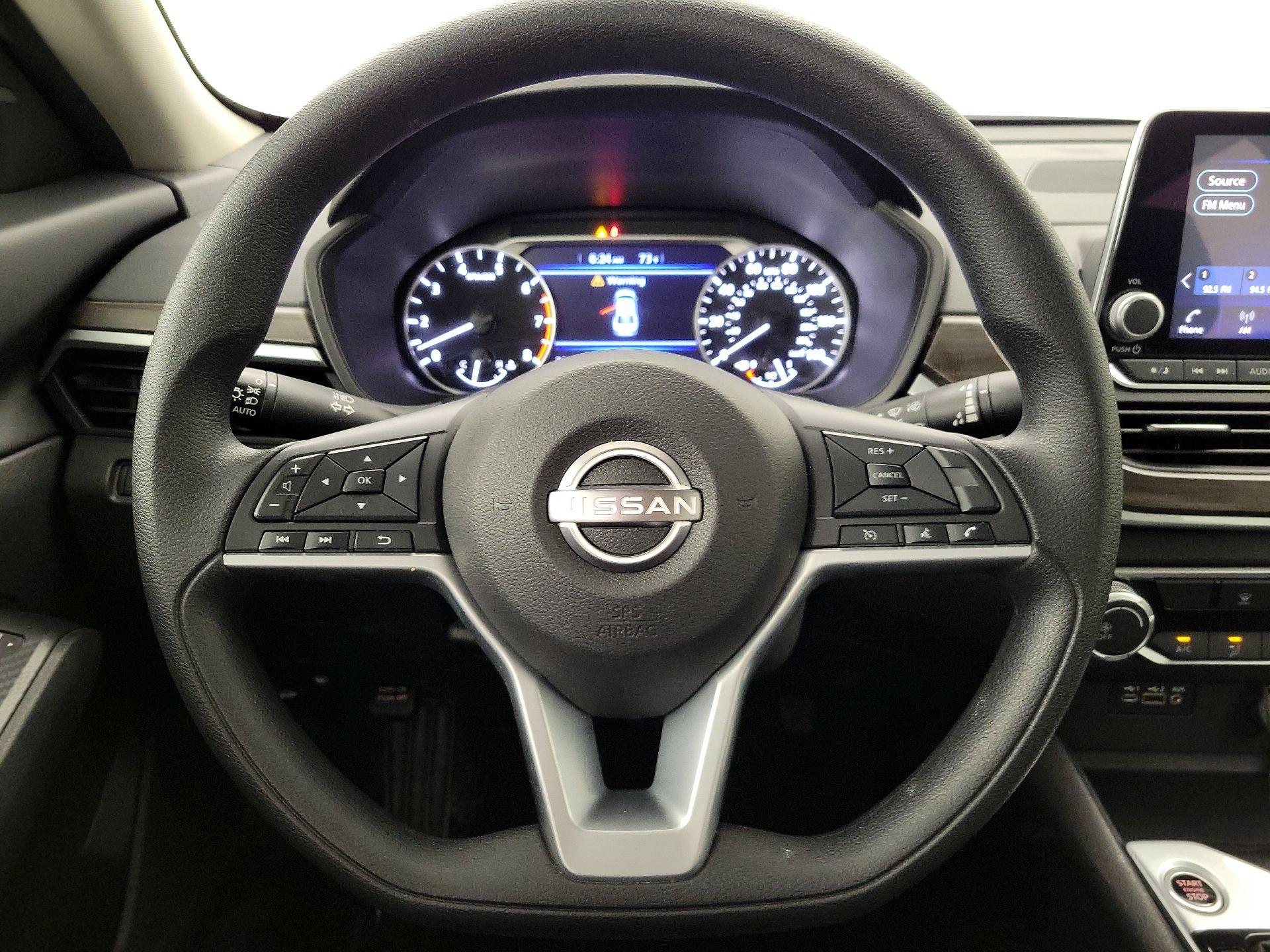 Thumbnail: 2025 Nissan Altima - 10