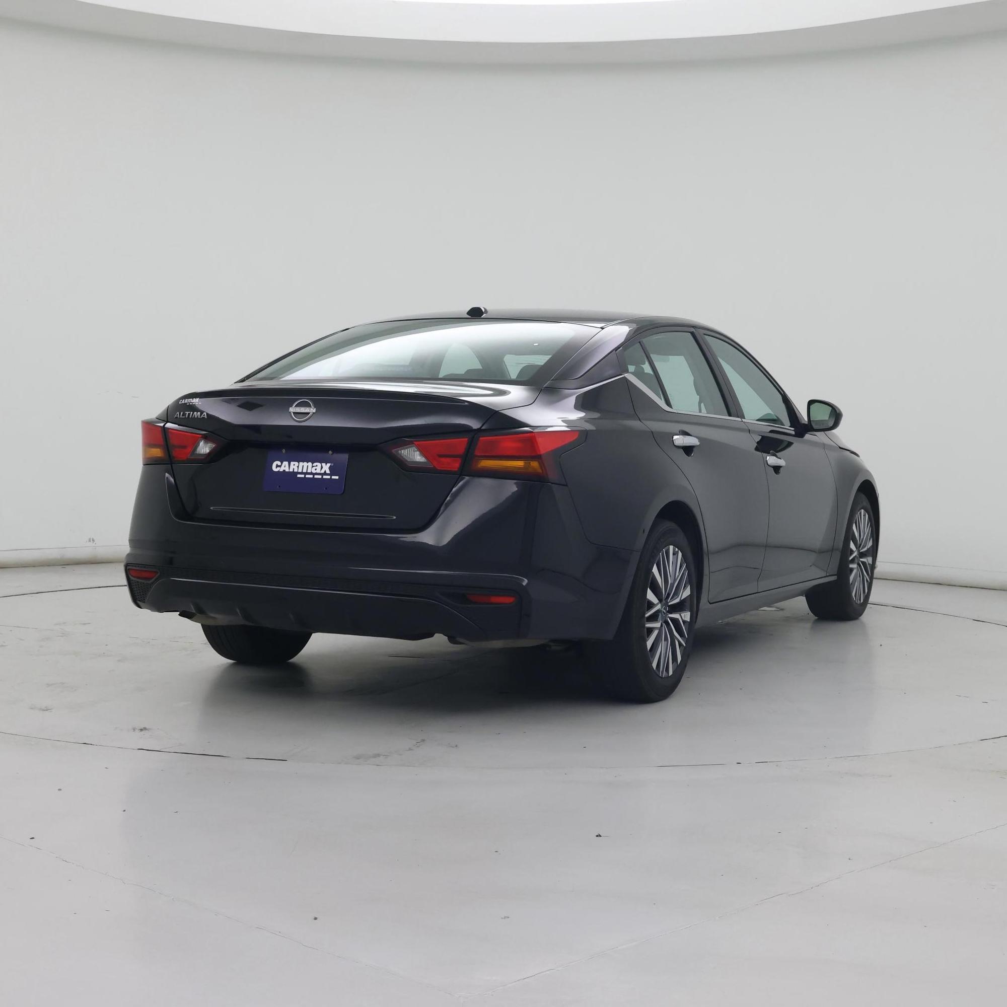 Thumbnail: 2025 Nissan Altima - 8